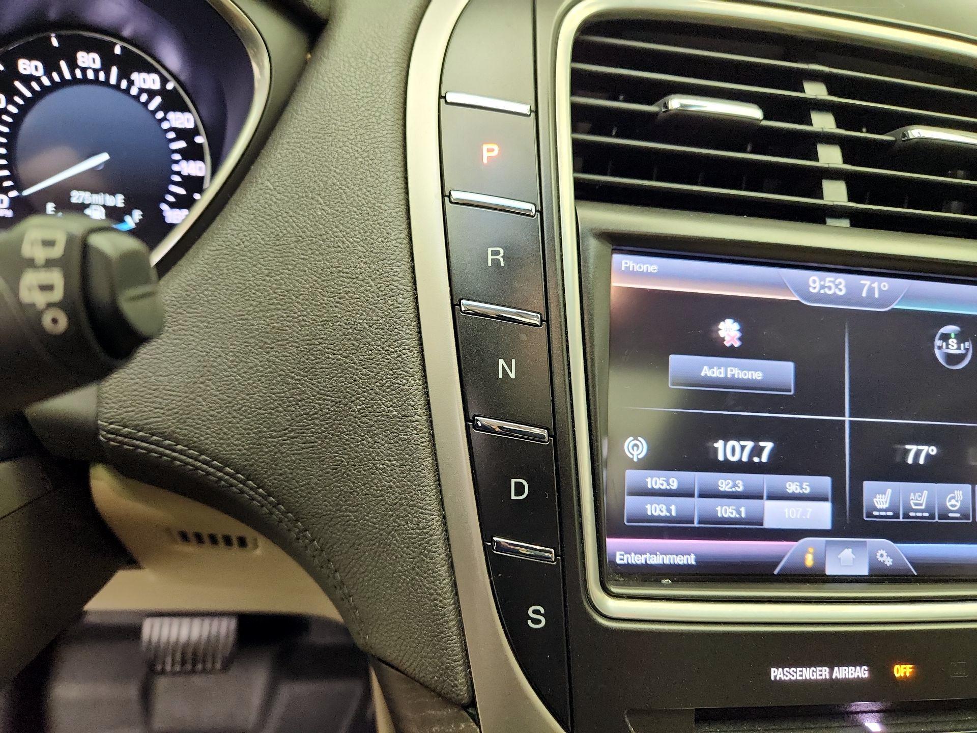 Thumbnail: 2016 Lincoln MKX - 18