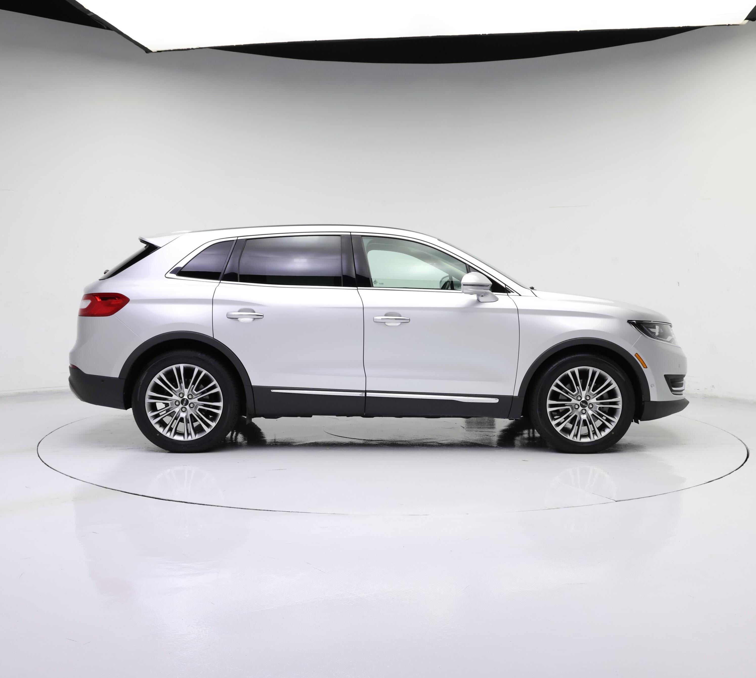Thumbnail: 2016 Lincoln MKX - 7