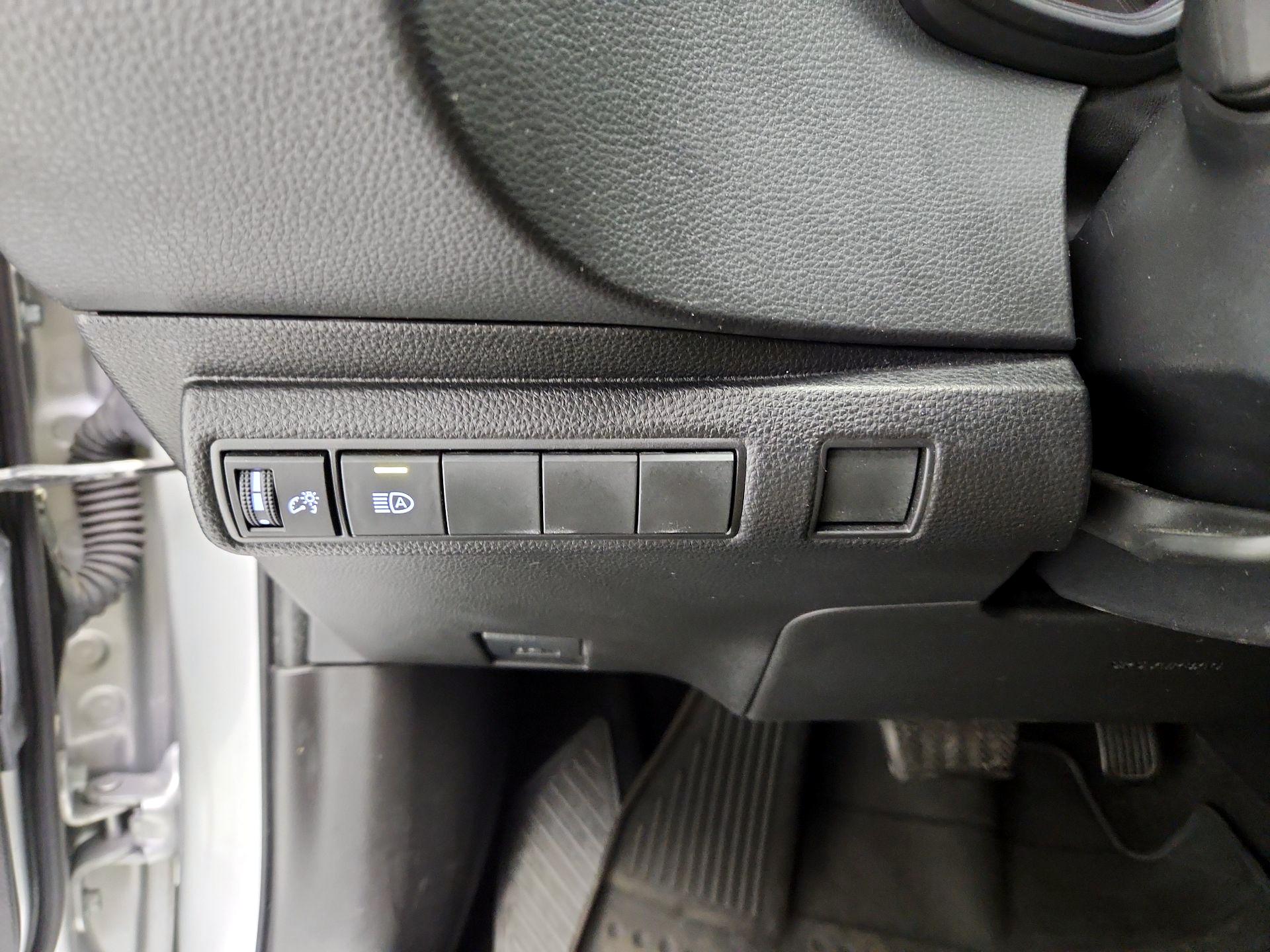 Thumbnail: 2022 Toyota Corolla - 13