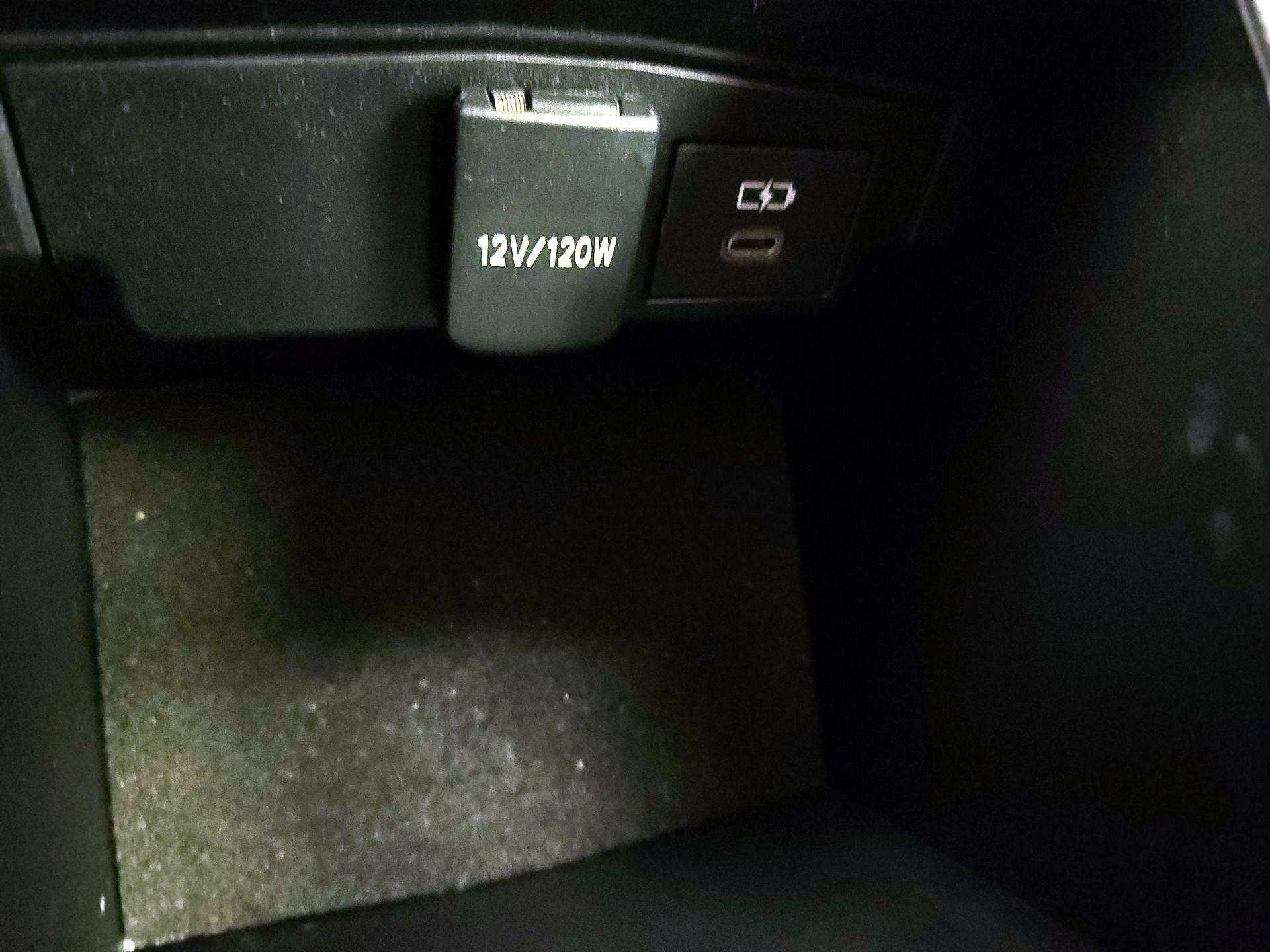 Thumbnail: 2022 Toyota Corolla - 18