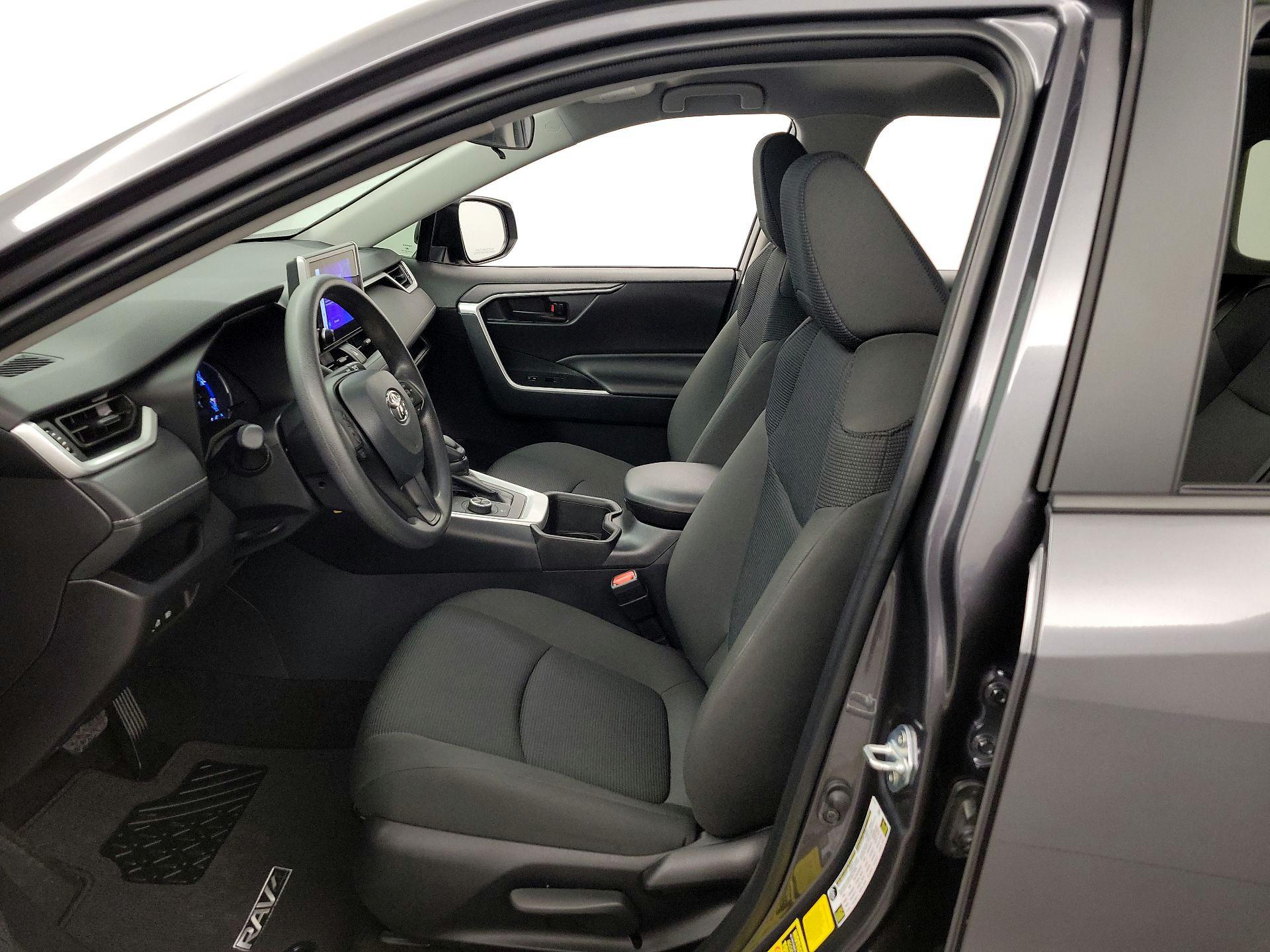 Thumbnail: 2025 Toyota RAV4 - 11