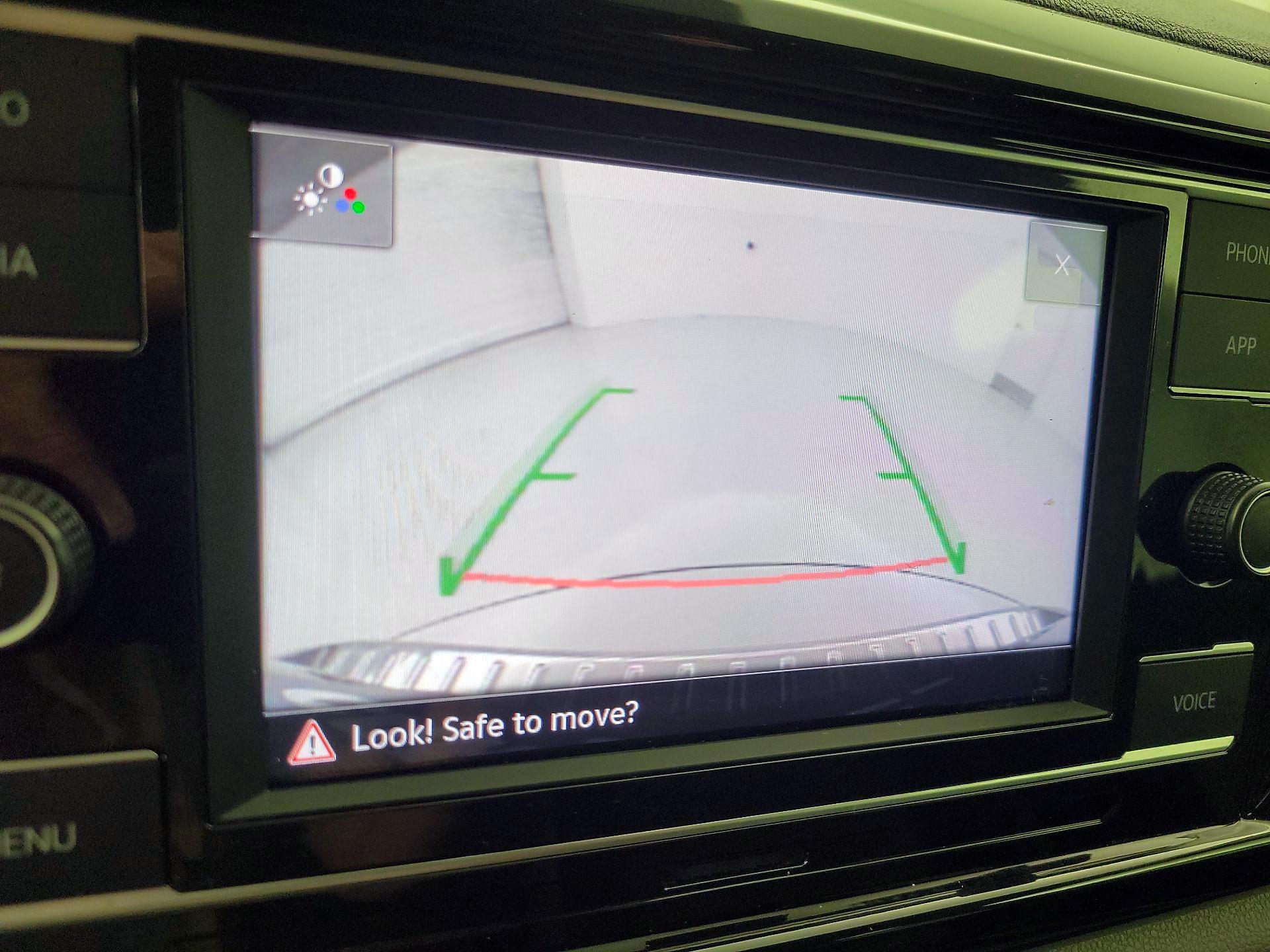 Thumbnail: 2023 Volkswagen Taos - 14