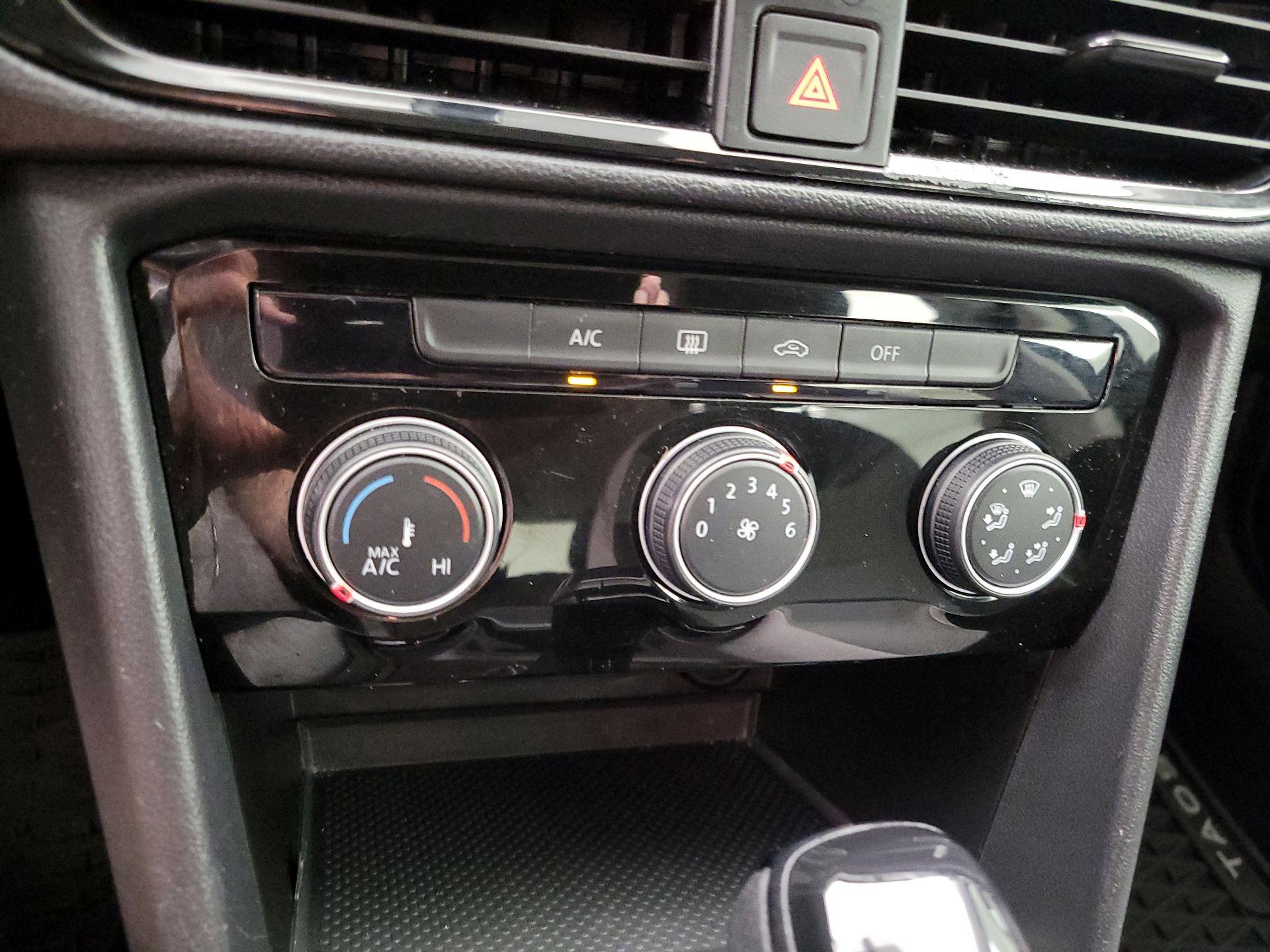 Thumbnail: 2023 Volkswagen Taos - 16