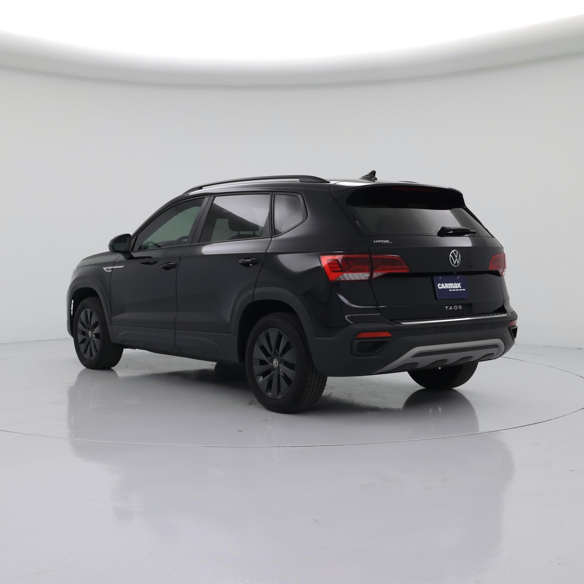 Thumbnail: 2023 Volkswagen Taos - 2