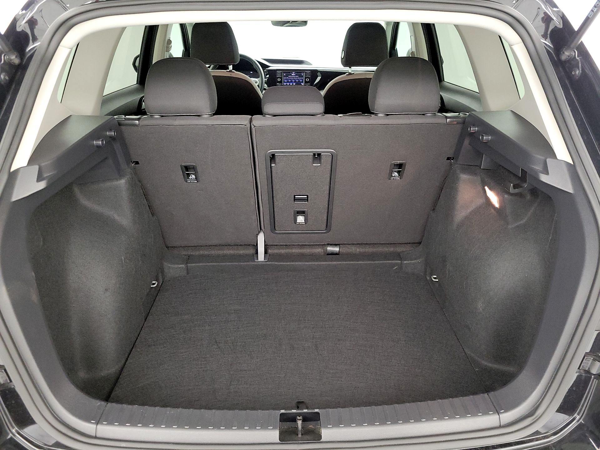 Thumbnail: 2023 Volkswagen Taos - 20