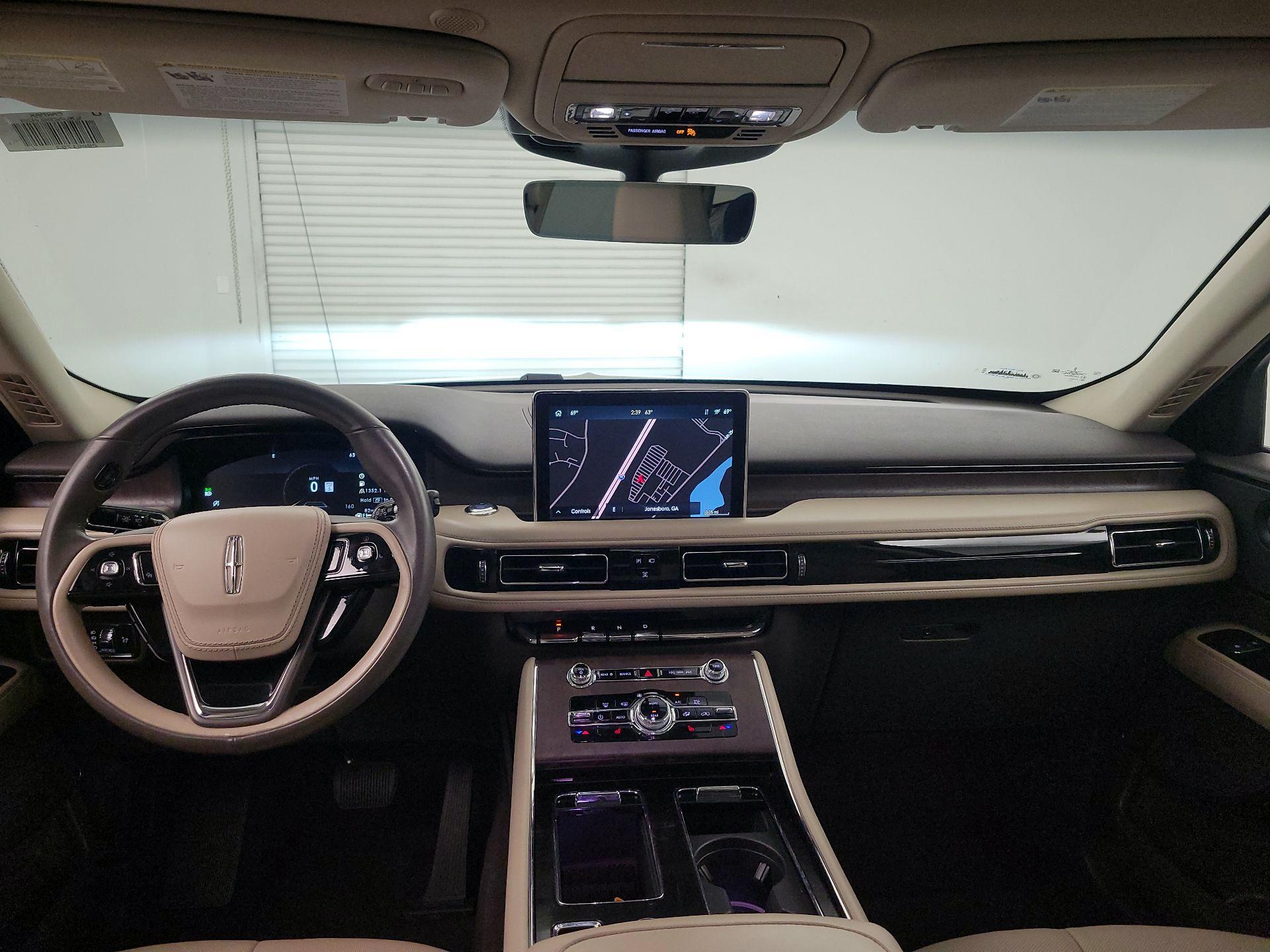 Thumbnail: 2022 Lincoln Aviator - 9