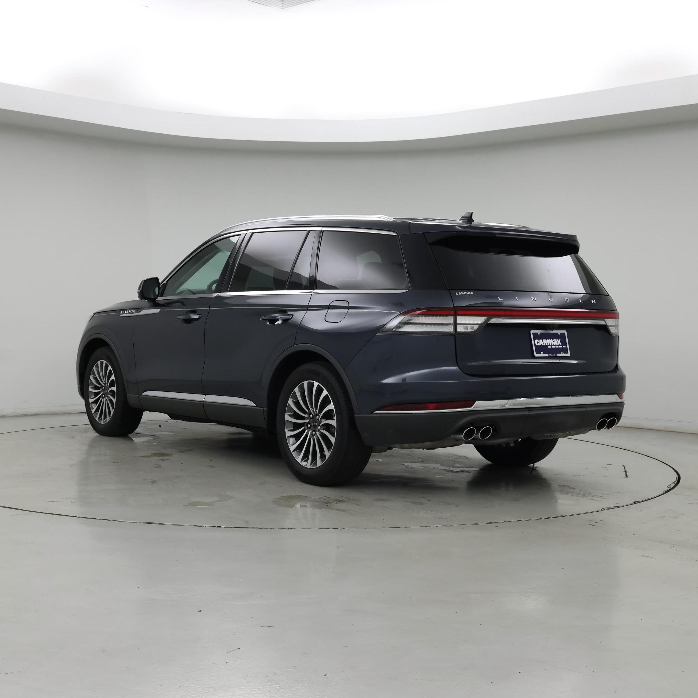 Thumbnail: 2022 Lincoln Aviator - 2