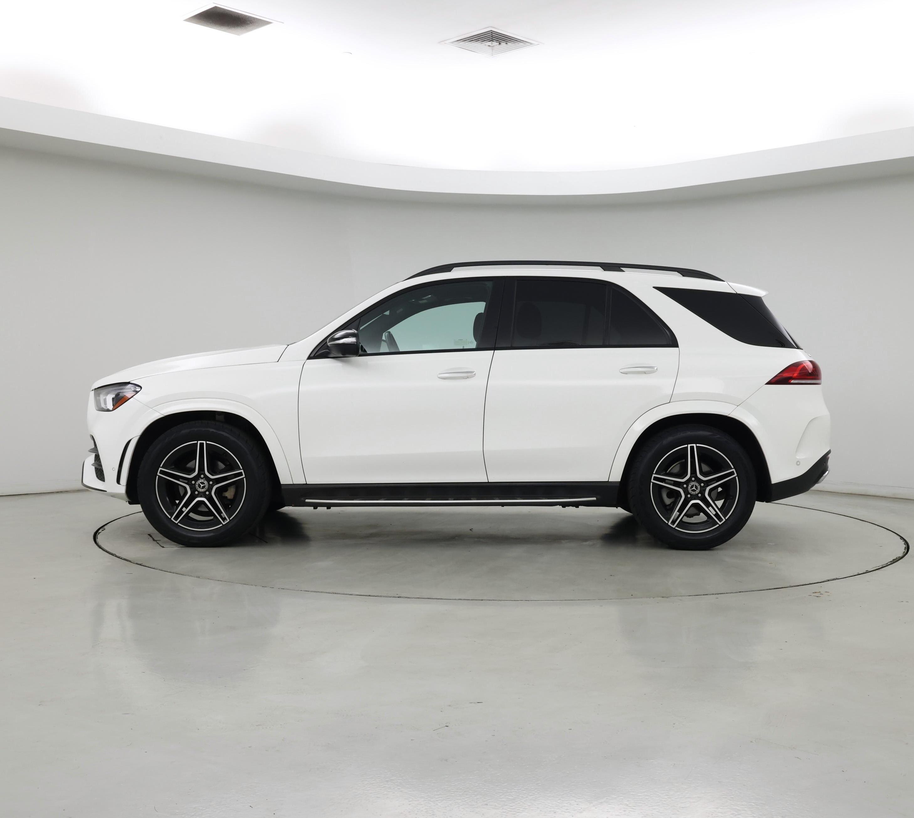 Thumbnail: 2022 Mercedes-Benz GLE - 3