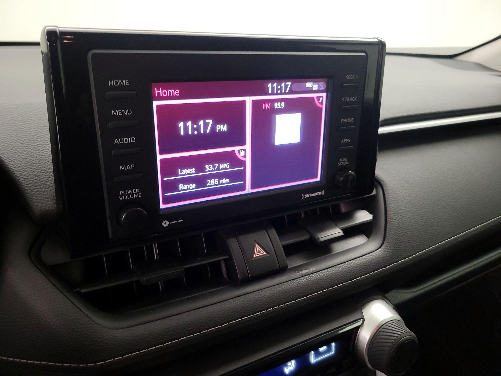 Thumbnail: 2020 Toyota RAV4 - 15