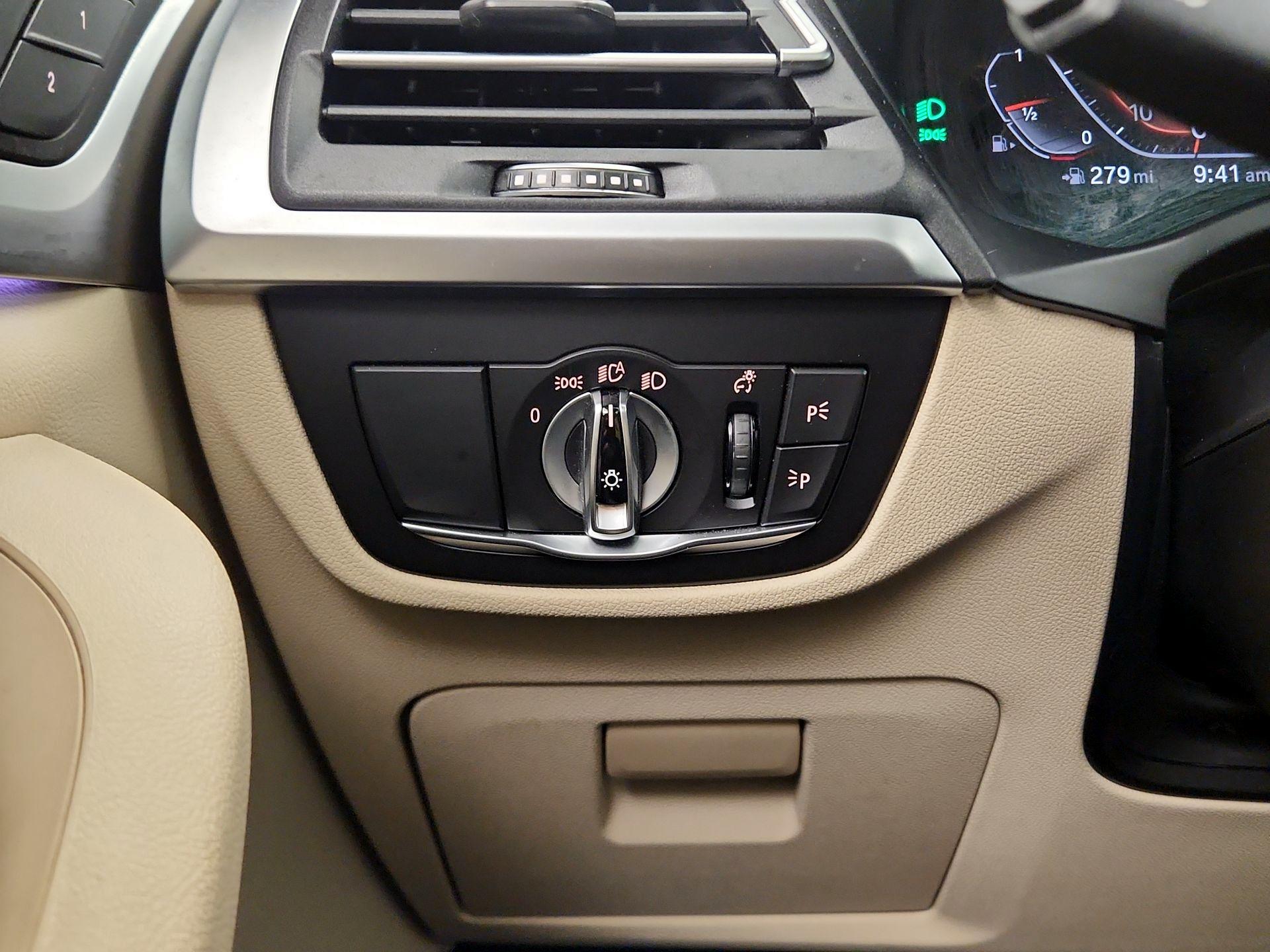 Thumbnail: 2022 BMW X3 - 13