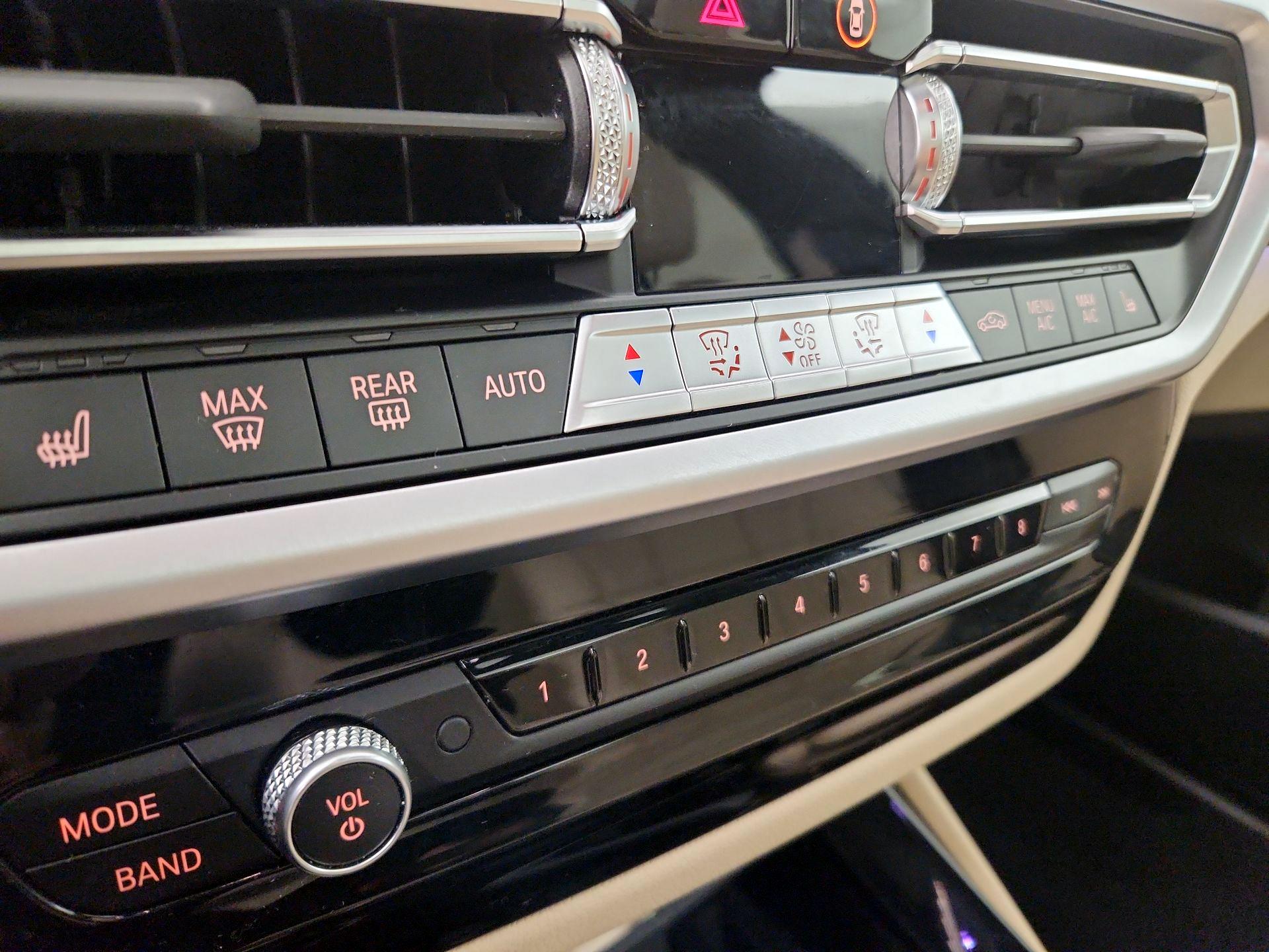 Thumbnail: 2022 BMW X3 - 17