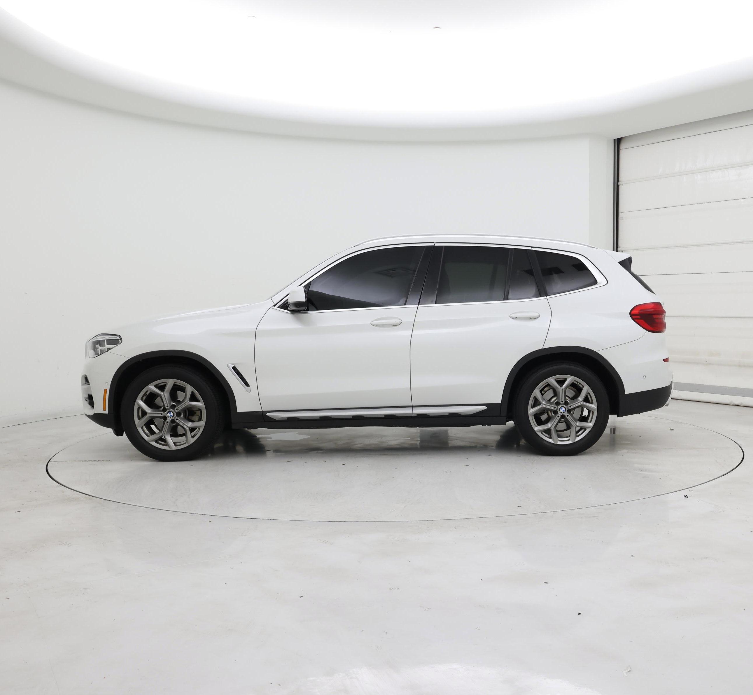 Thumbnail: 2021 BMW X3 - 3