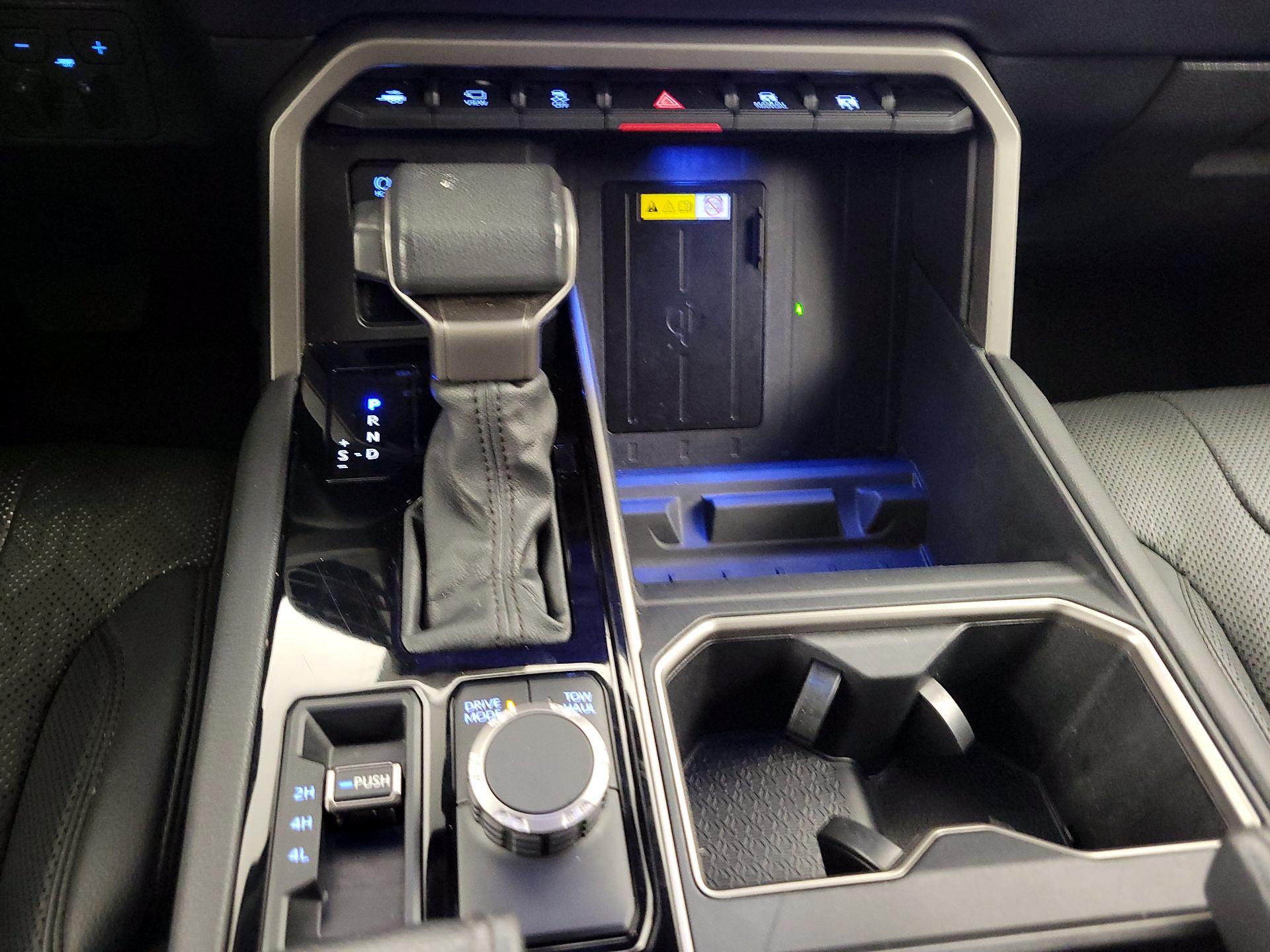 Thumbnail: 2022 Toyota Tundra - 17