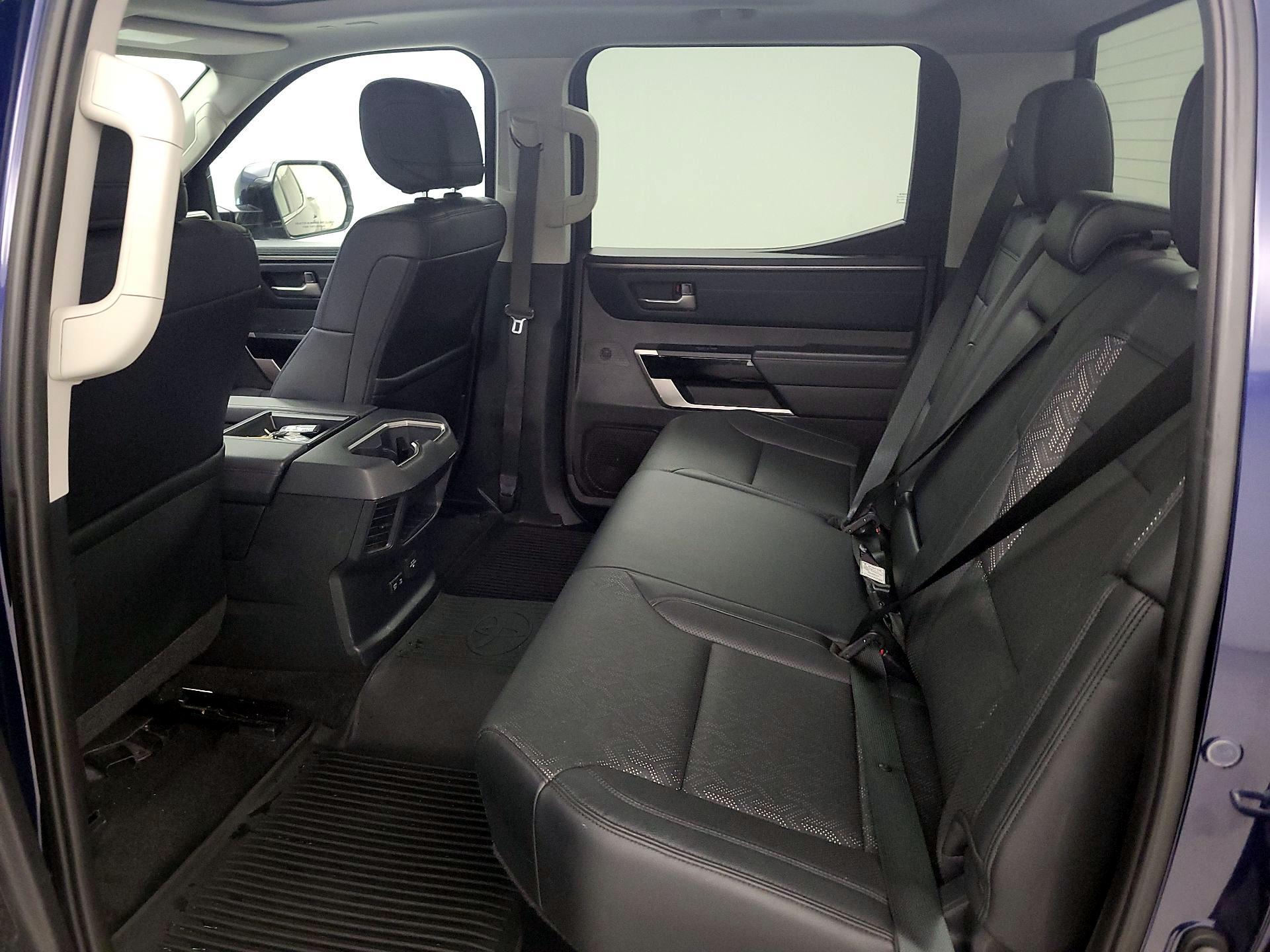 Thumbnail: 2022 Toyota Tundra - 20