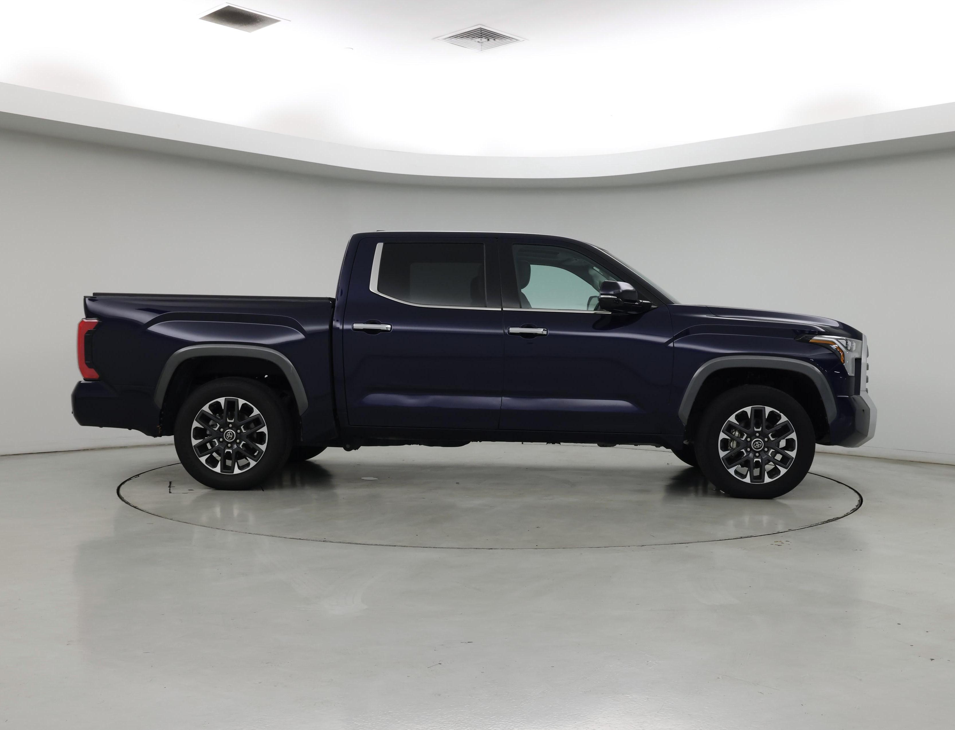 Thumbnail: 2022 Toyota Tundra - 7