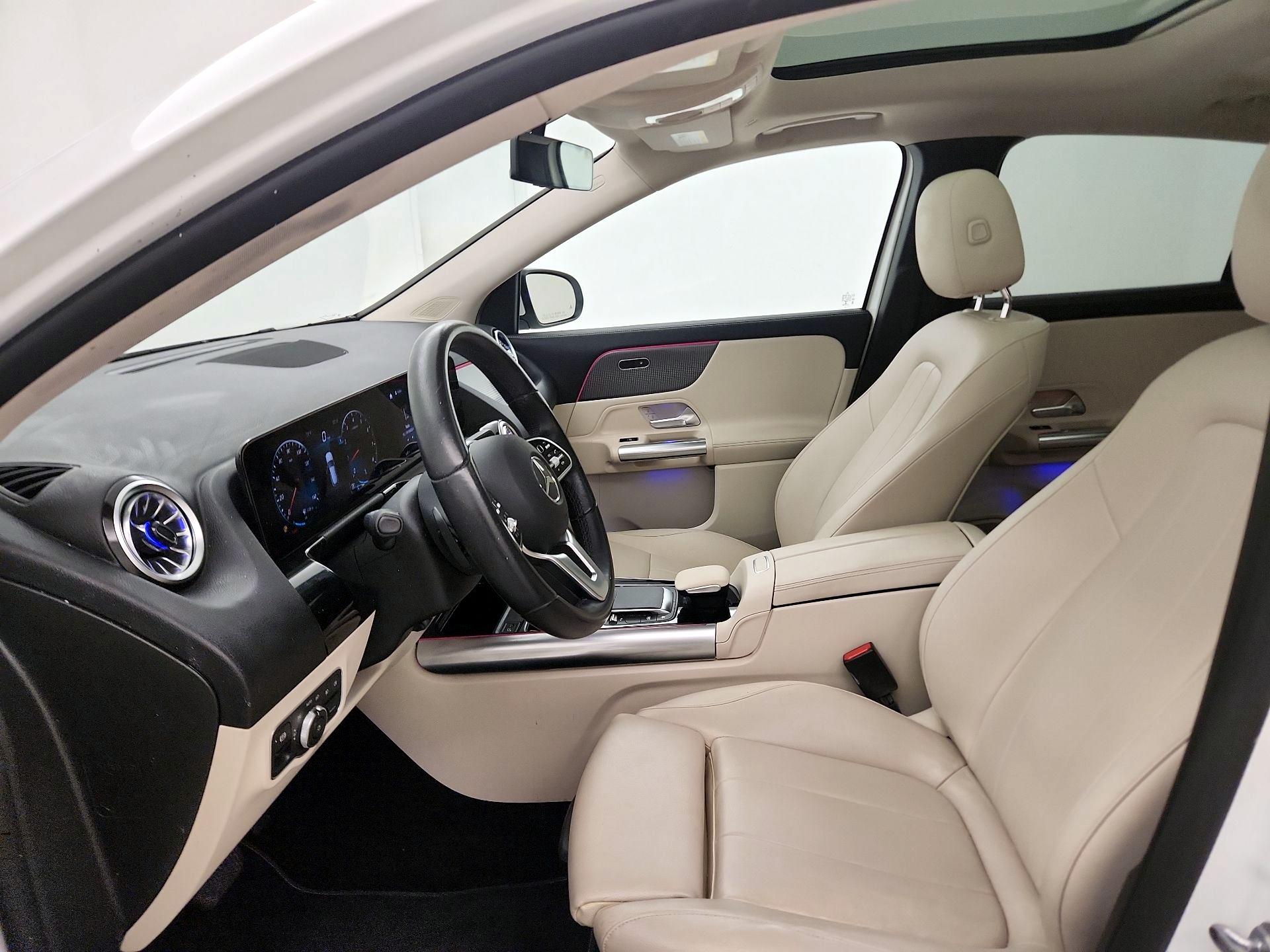 Thumbnail: 2022 Mercedes-Benz GLA - 11