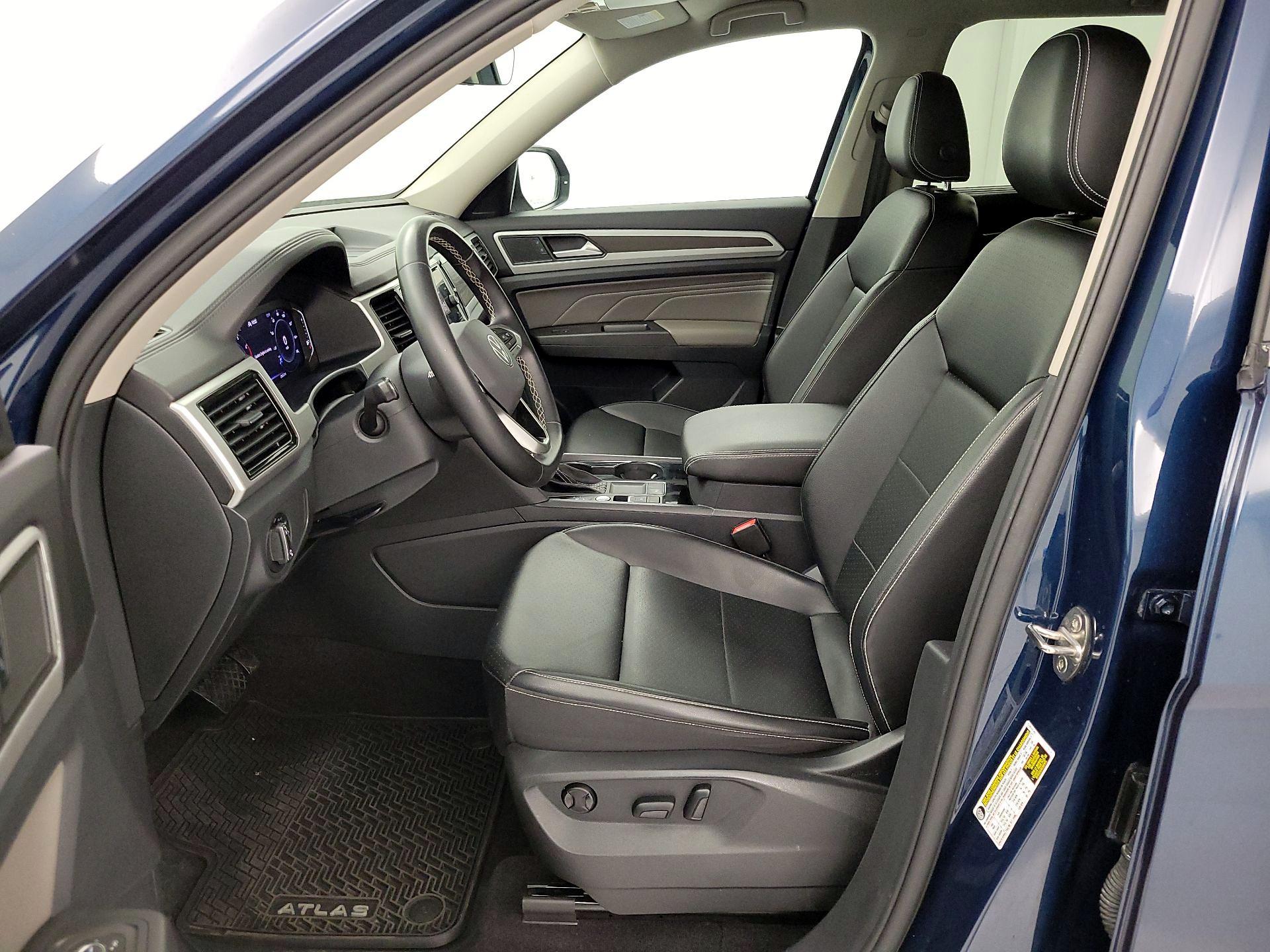 Thumbnail: 2022 Volkswagen Atlas - 11