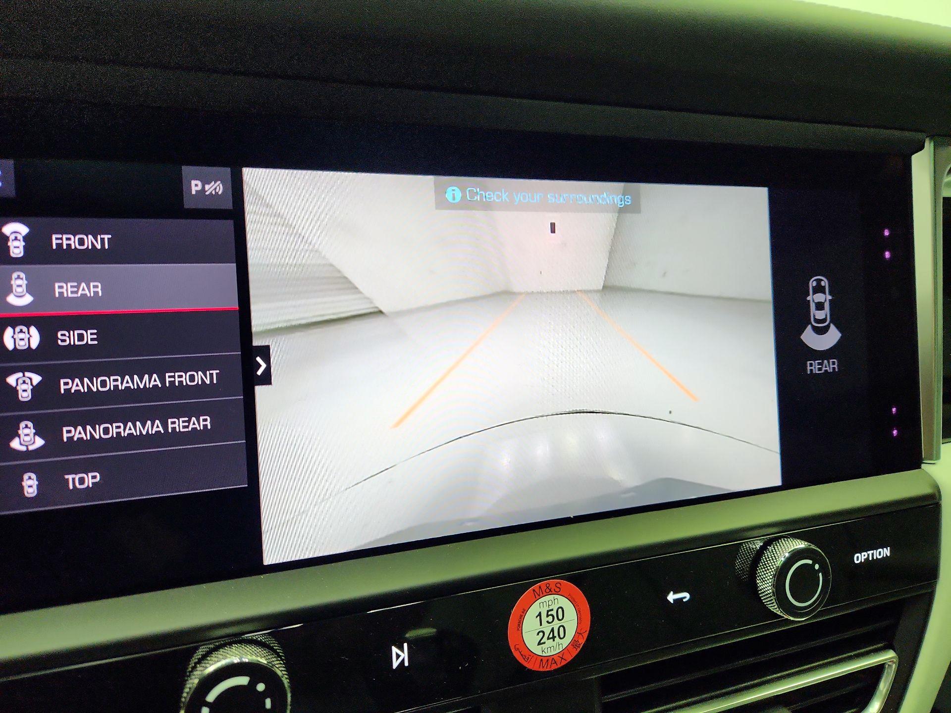 Thumbnail: 2024 Porsche Macan - 15