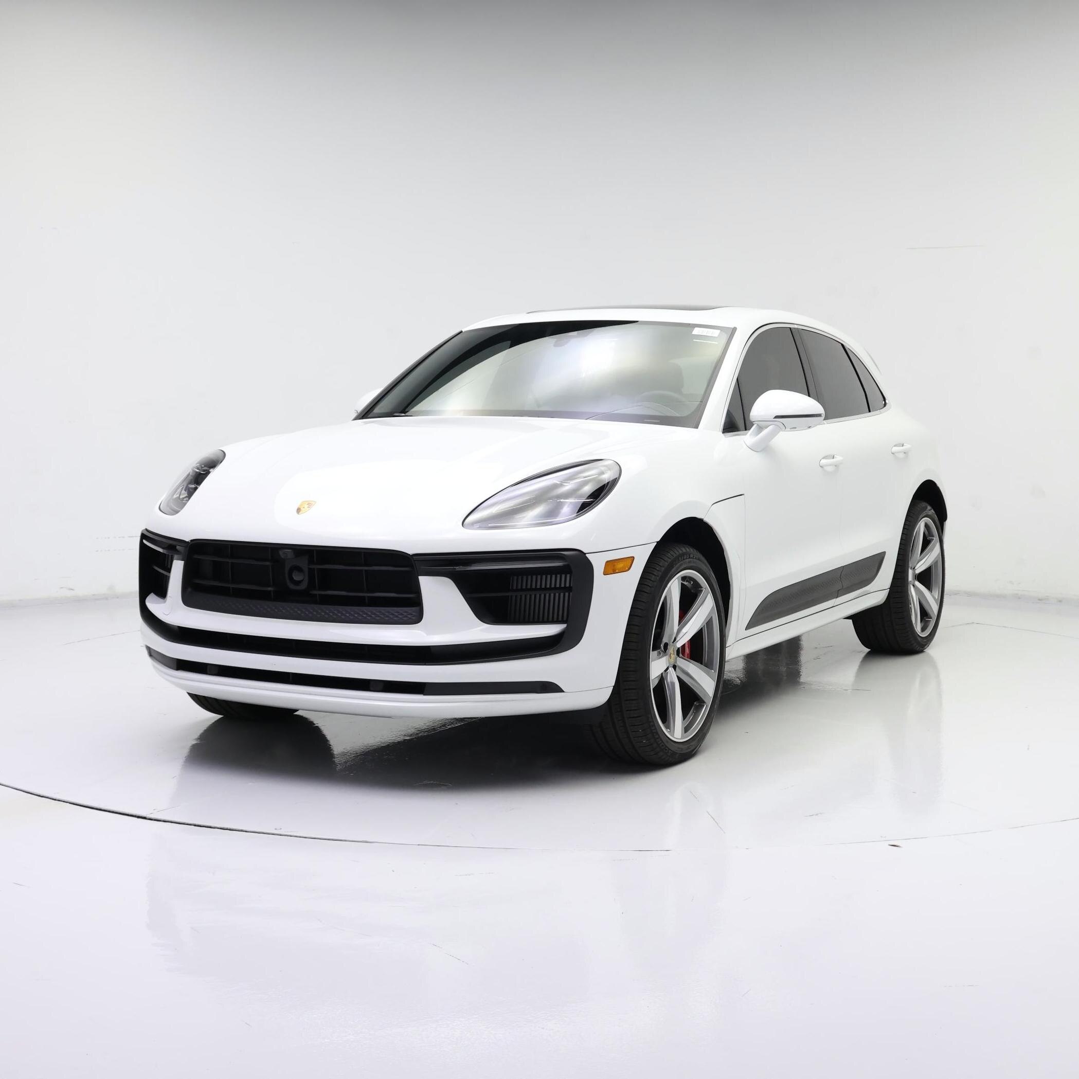 Thumbnail: 2024 Porsche Macan - 4