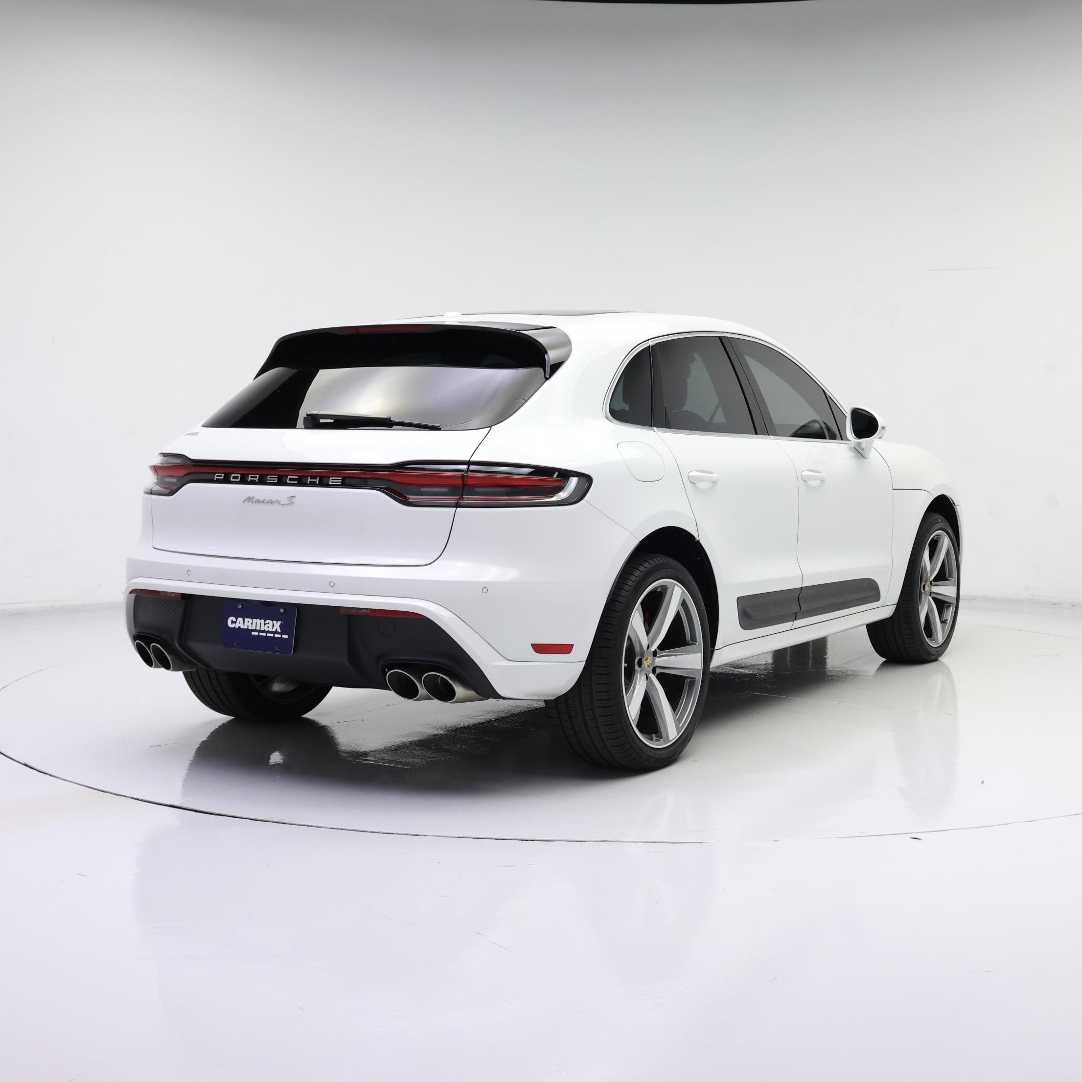 Thumbnail: 2024 Porsche Macan - 8