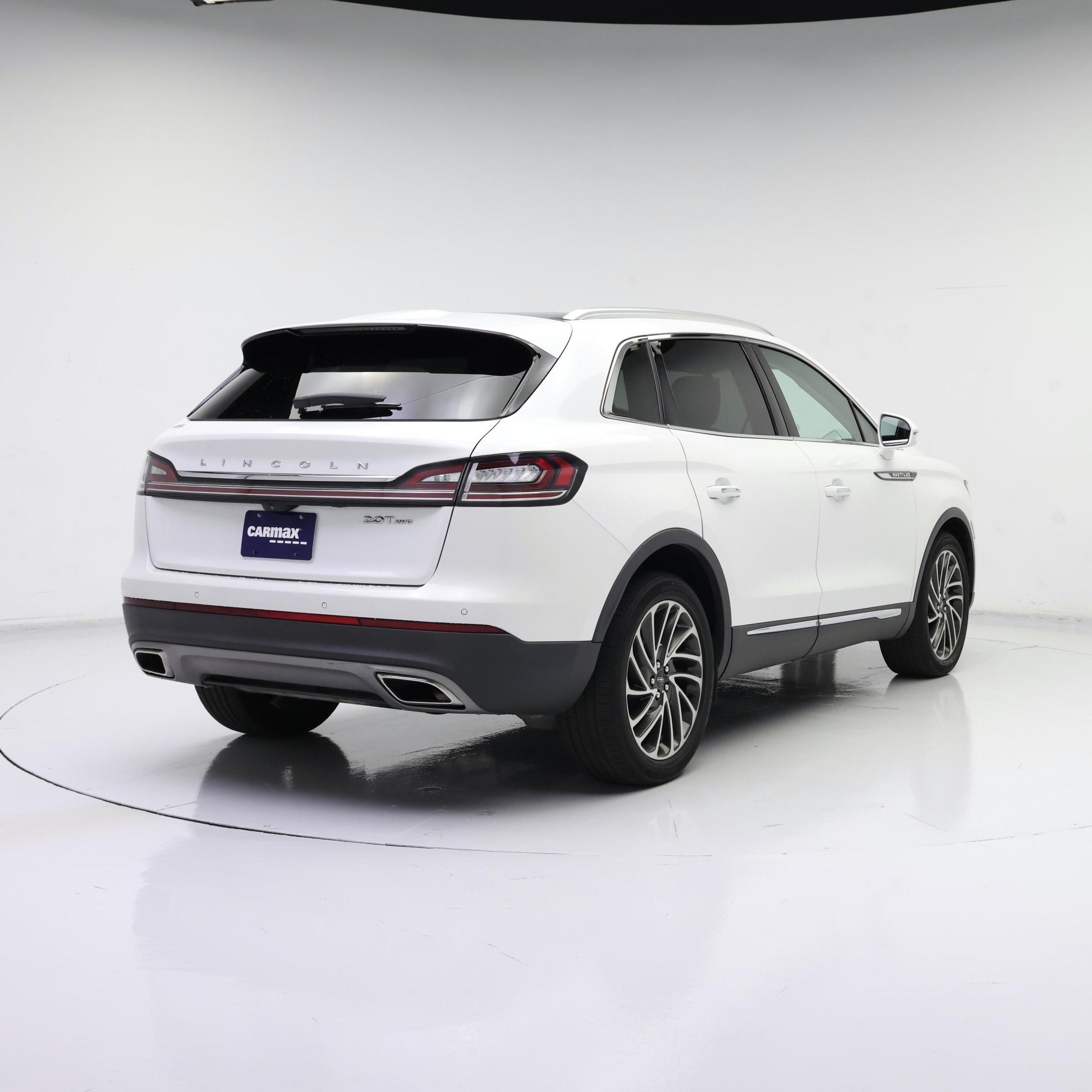 Thumbnail: 2020 Lincoln Nautilus - 8