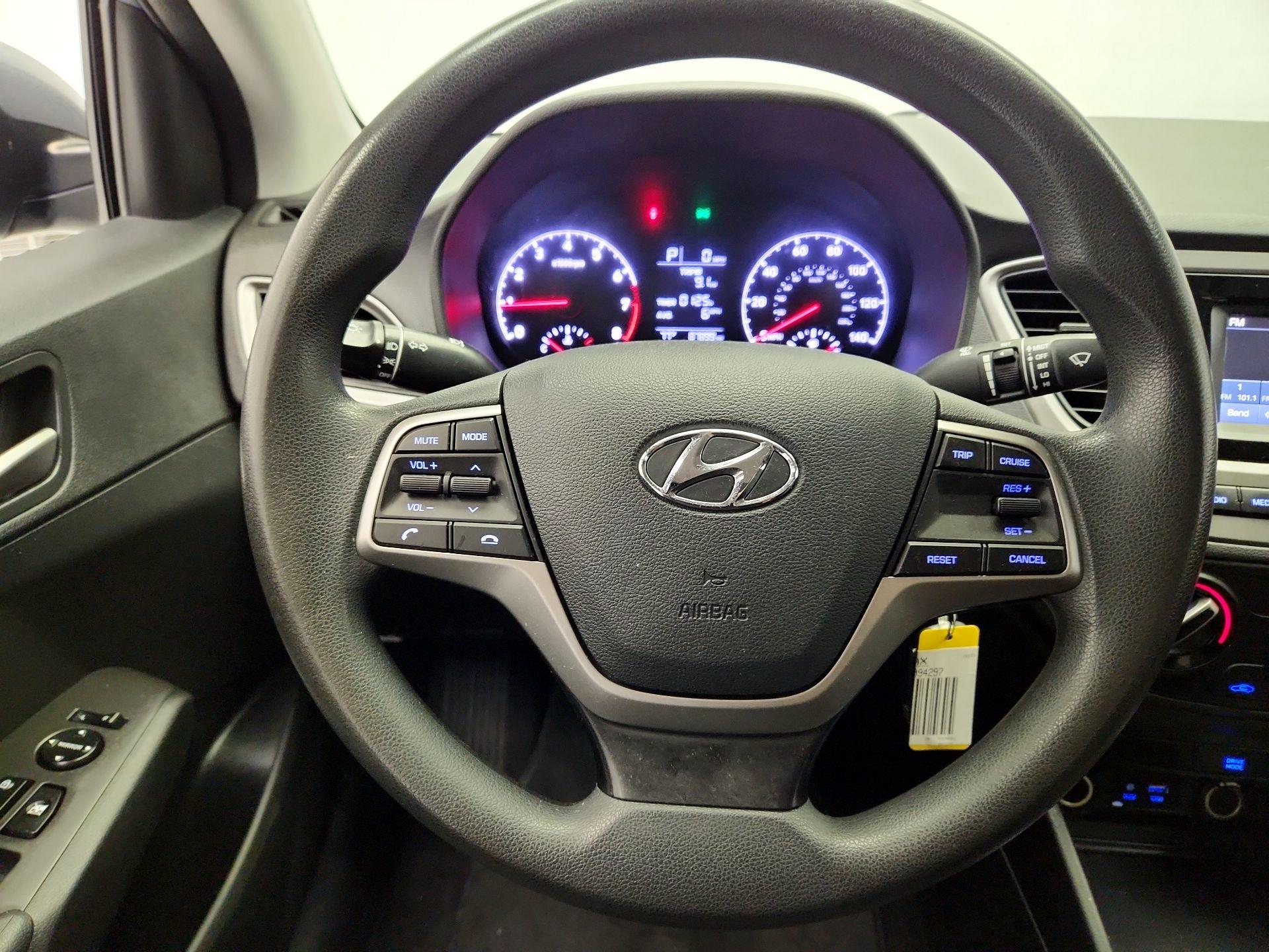 Thumbnail: 2020 Hyundai Accent - 10