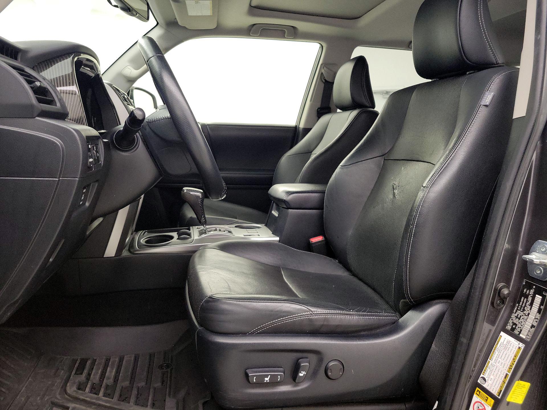 Thumbnail: 2018 Toyota 4Runner - 11