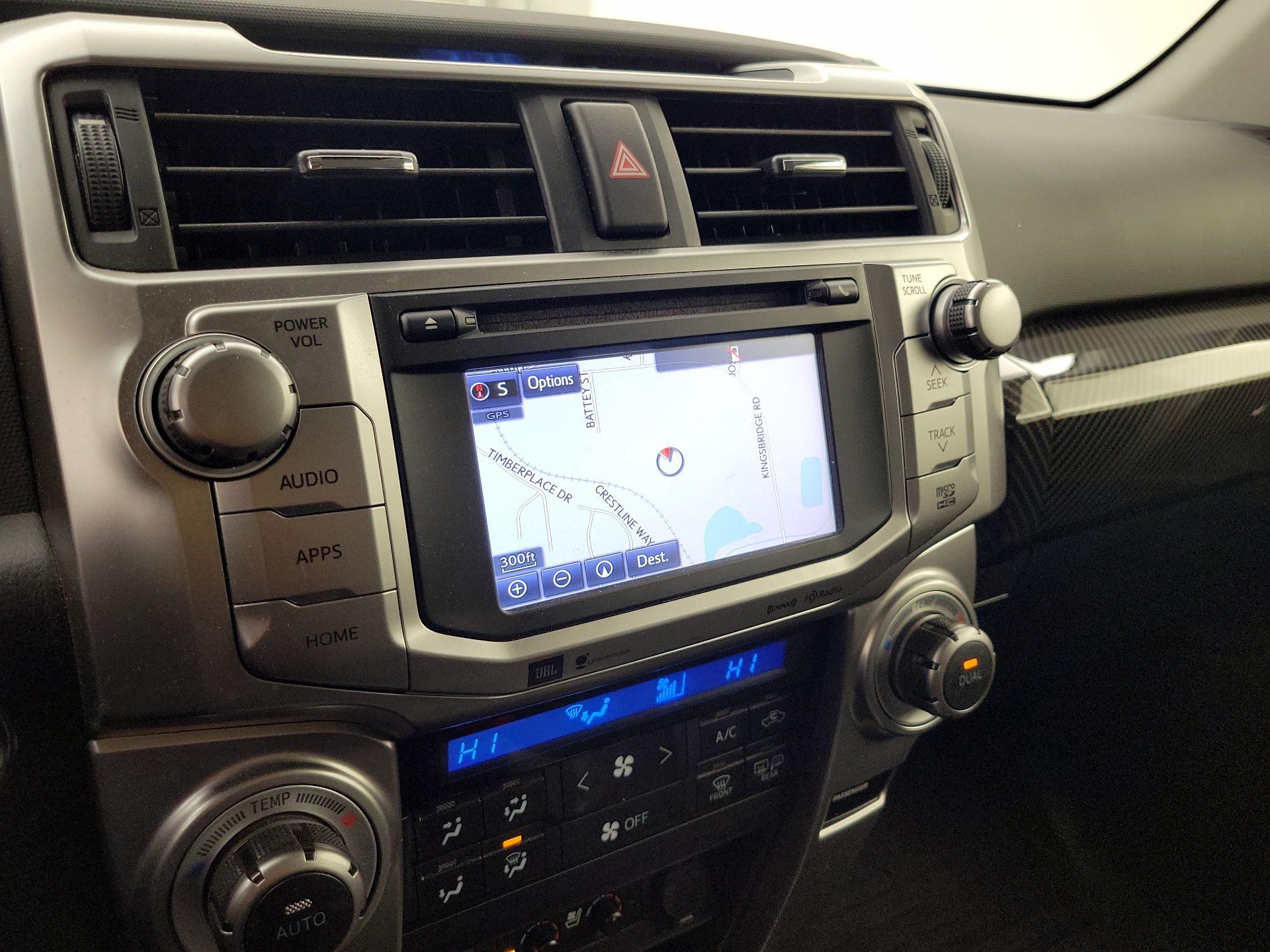 Thumbnail: 2018 Toyota 4Runner - 14