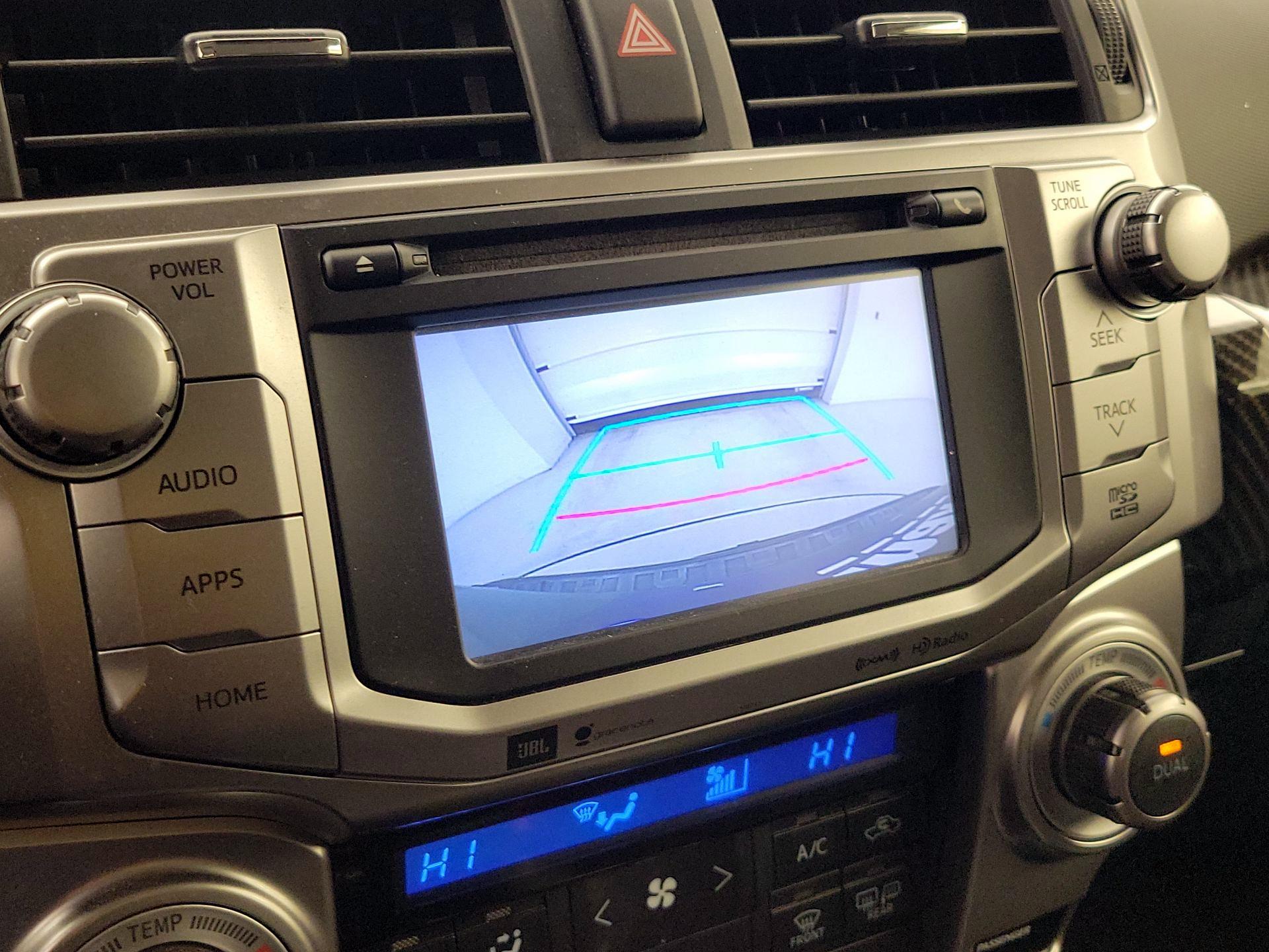 Thumbnail: 2018 Toyota 4Runner - 15