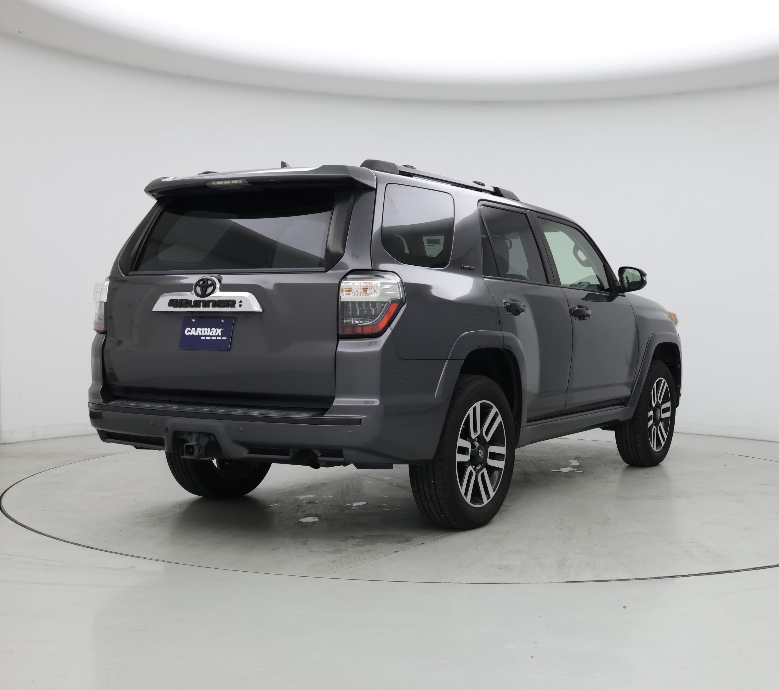 Thumbnail: 2018 Toyota 4Runner - 8