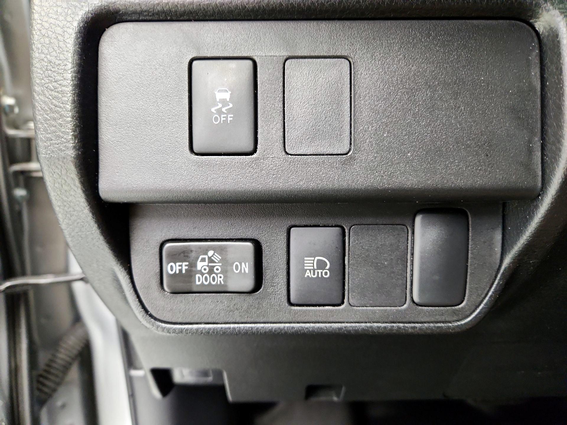 Thumbnail: 2023 Toyota Tacoma - 13