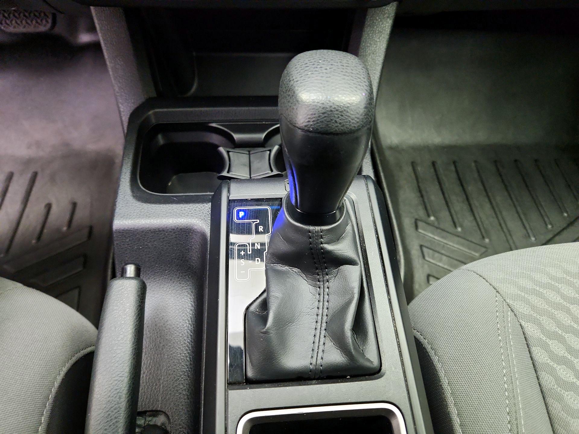 Thumbnail: 2023 Toyota Tacoma - 17