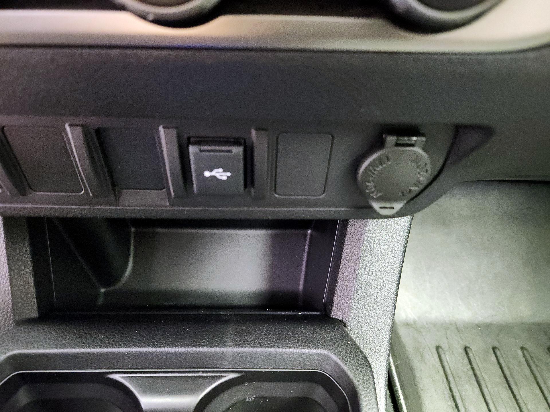 Thumbnail: 2023 Toyota Tacoma - 18