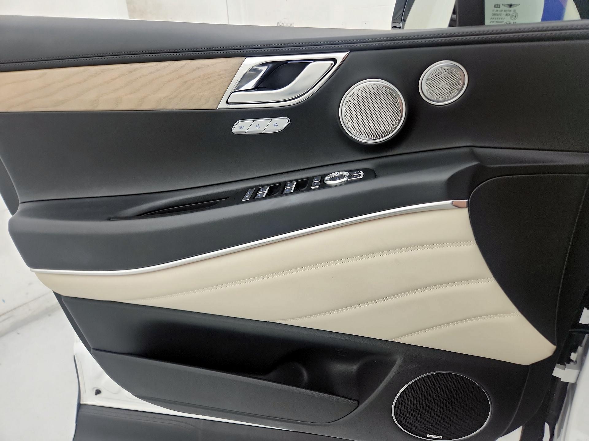 Thumbnail: 2024 Genesis GV80 - 12