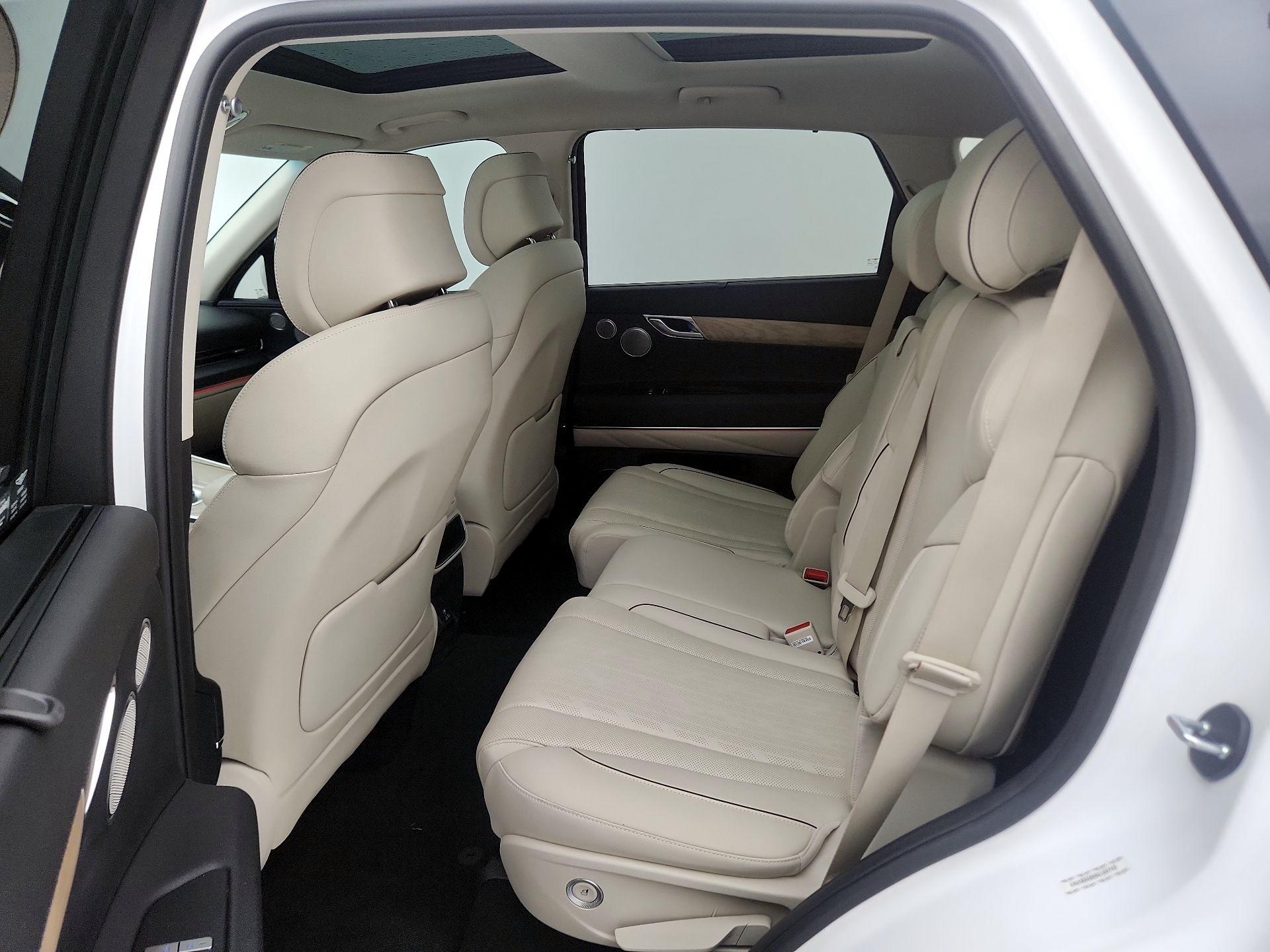 Thumbnail: 2024 Genesis GV80 - 20