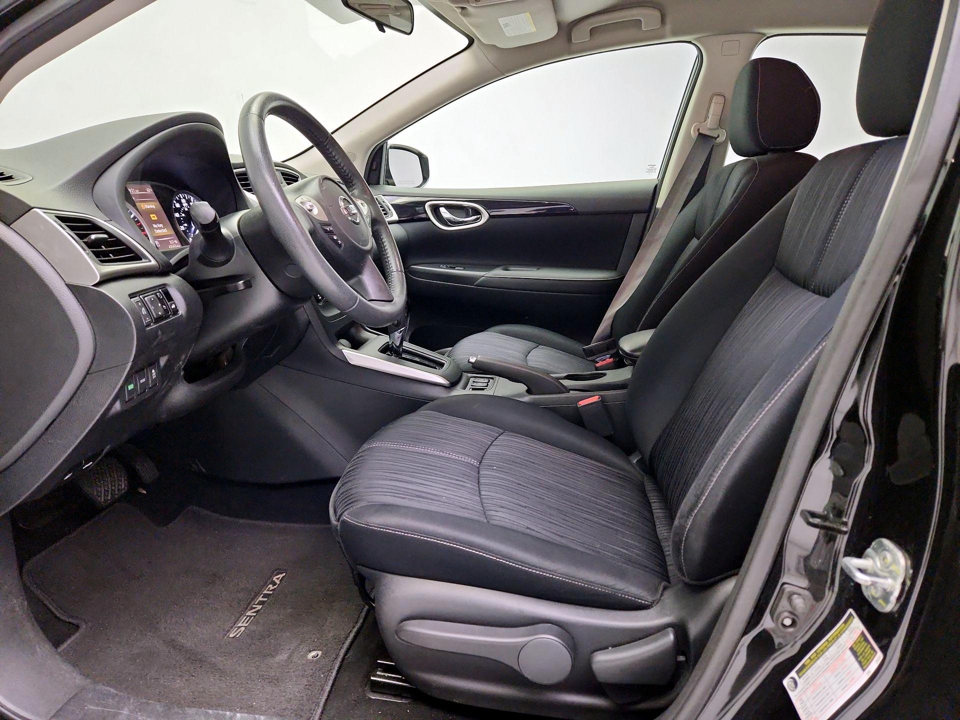 Thumbnail: 2017 Nissan Sentra - 11