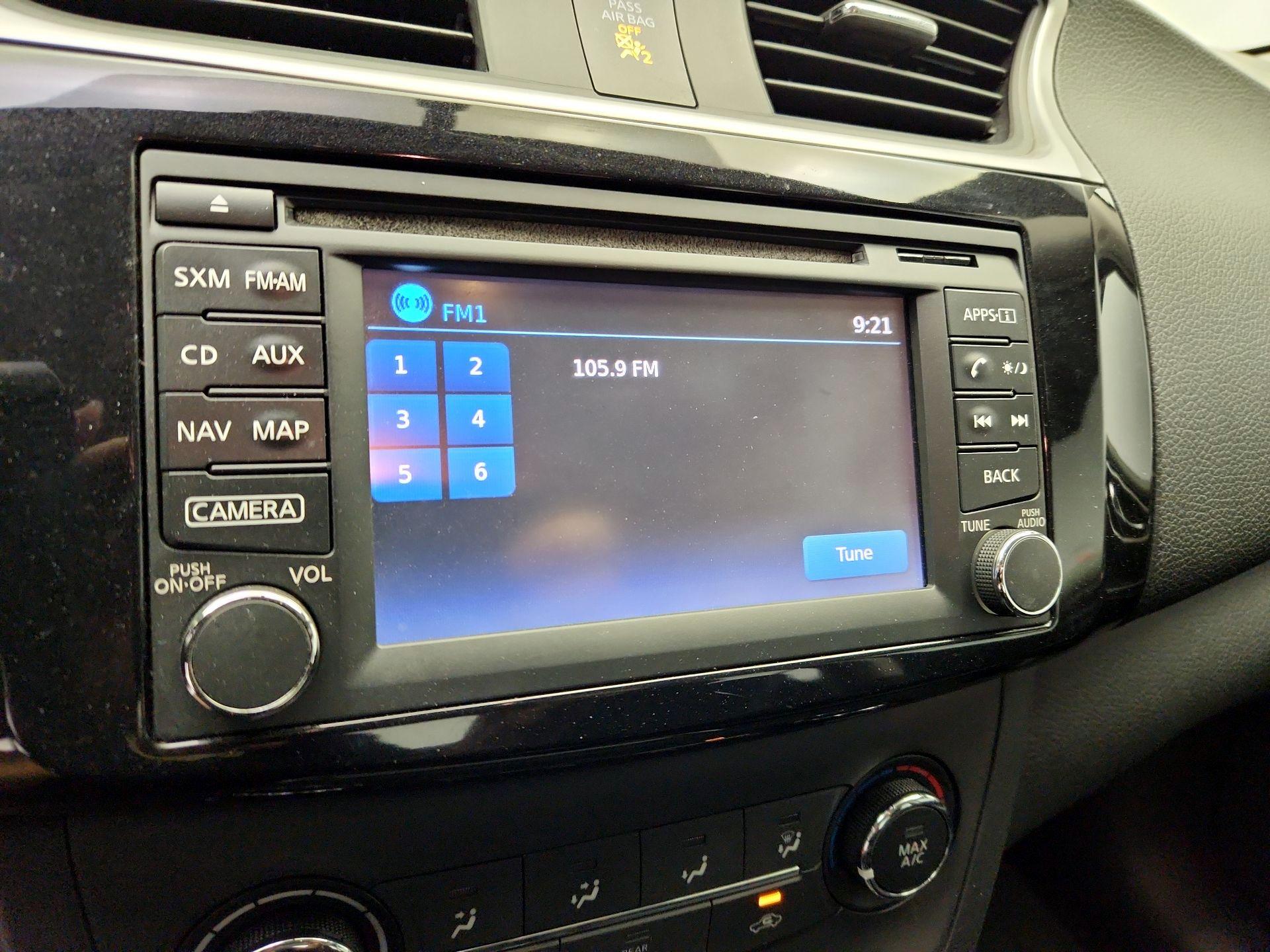 Thumbnail: 2017 Nissan Sentra - 16