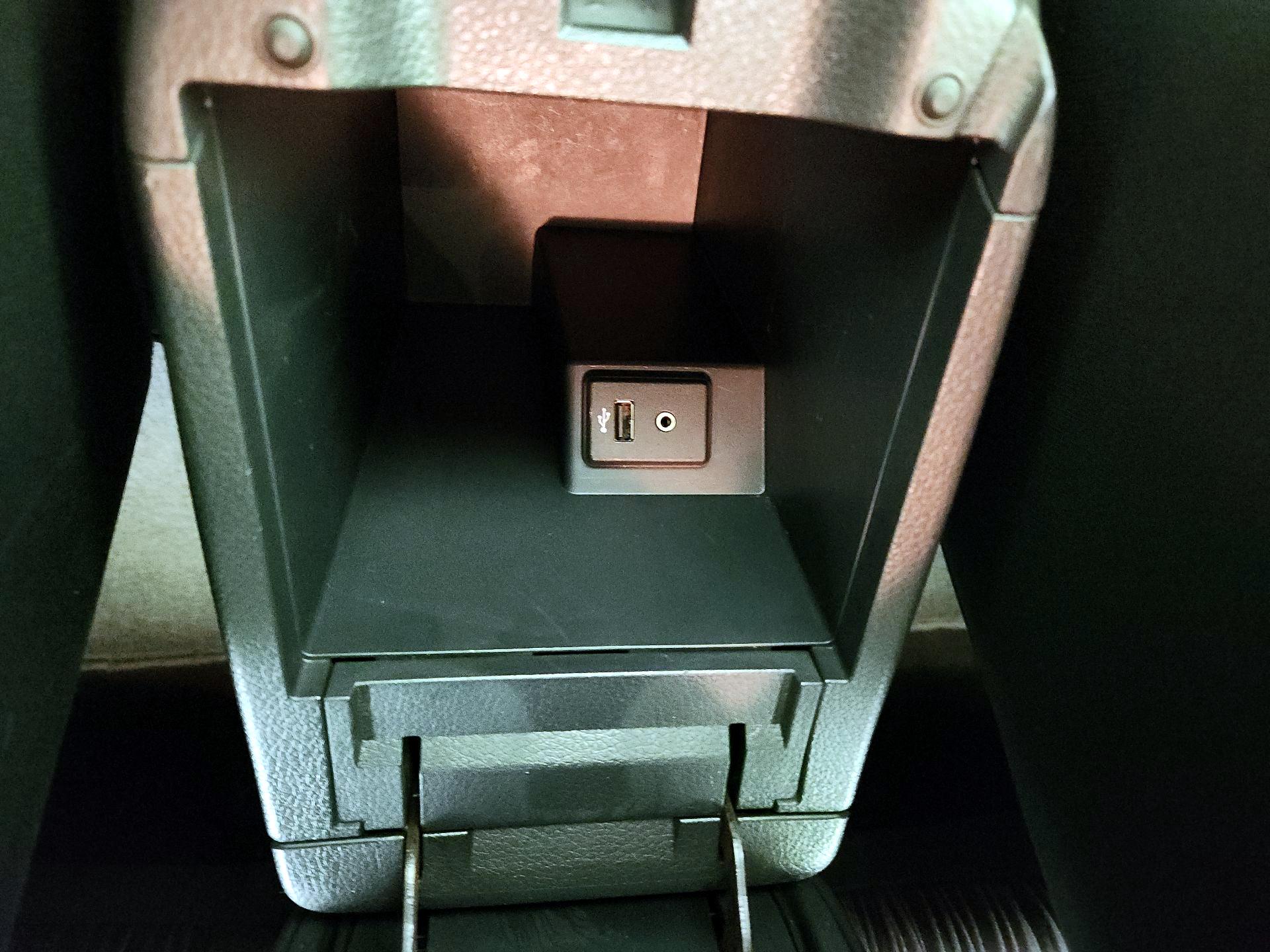 Thumbnail: 2017 Nissan Sentra - 19