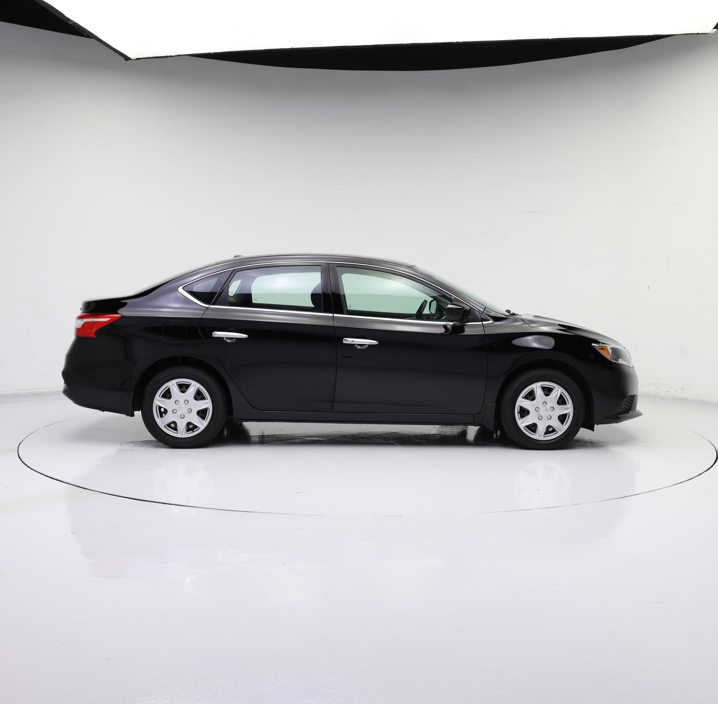 Thumbnail: 2017 Nissan Sentra - 7