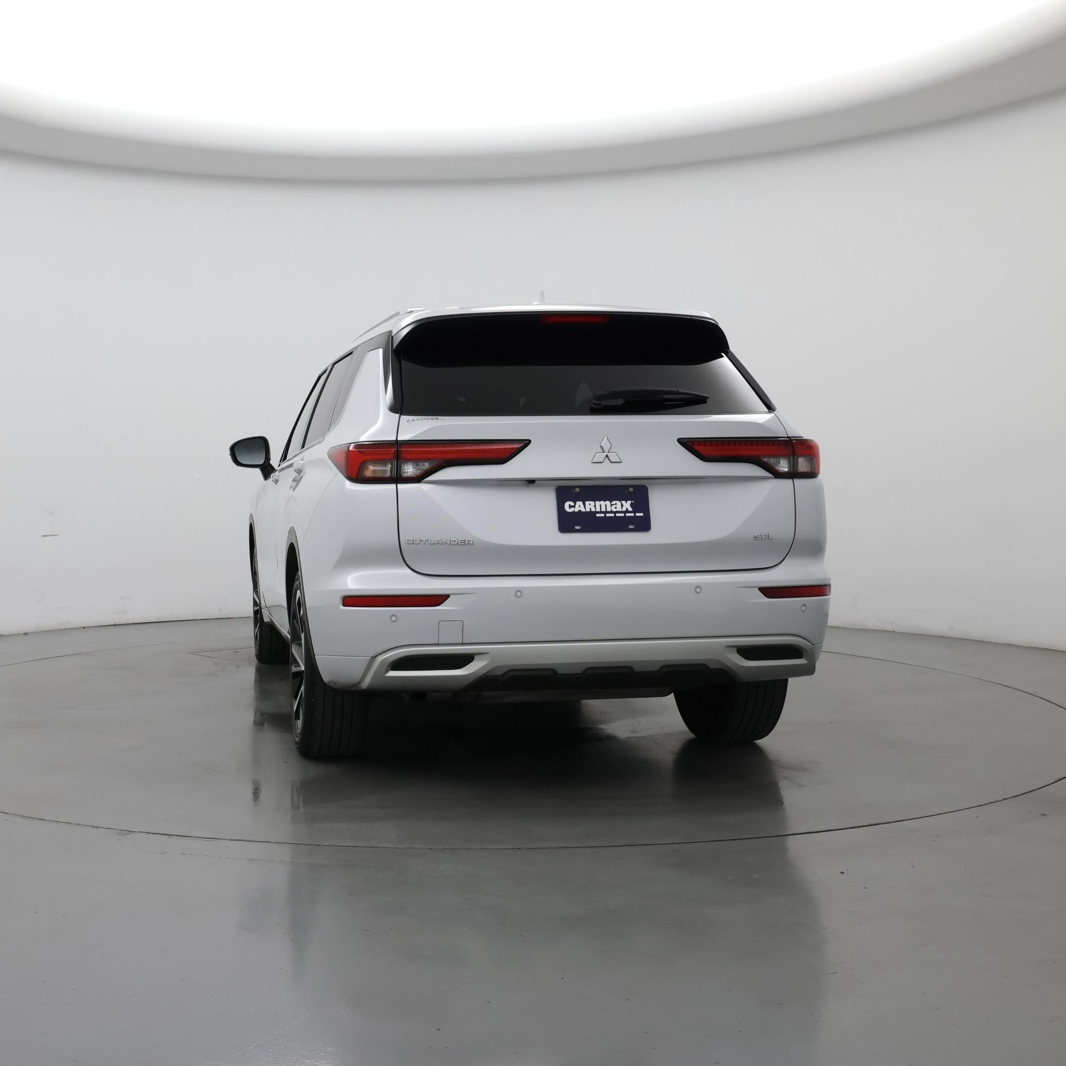 Thumbnail: 2024 Mitsubishi Outlander - 6