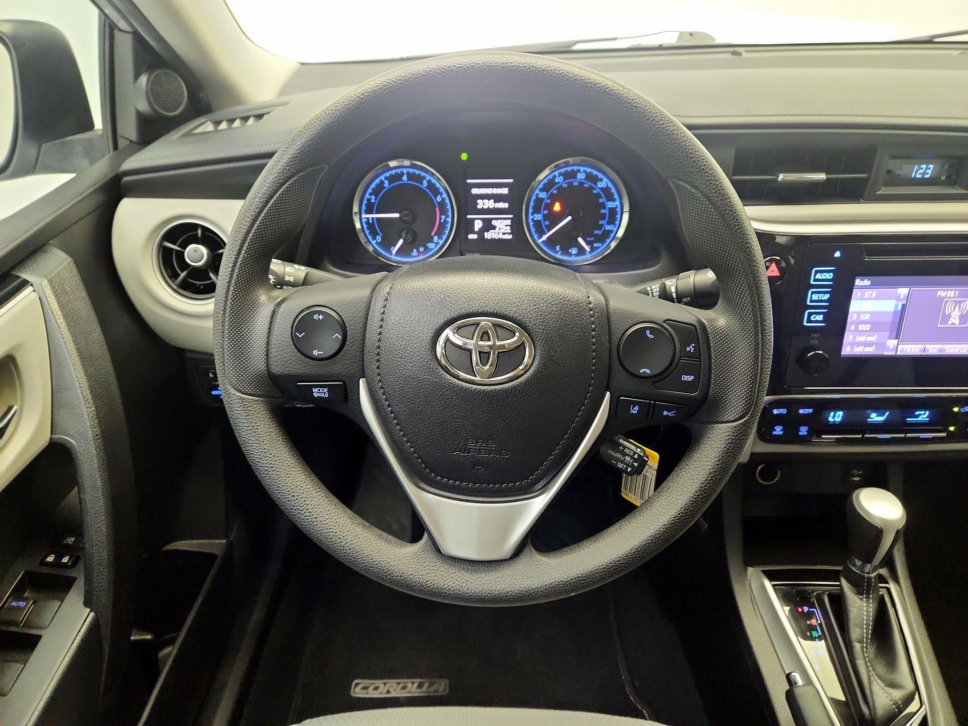 Thumbnail: 2018 Toyota Corolla - 10