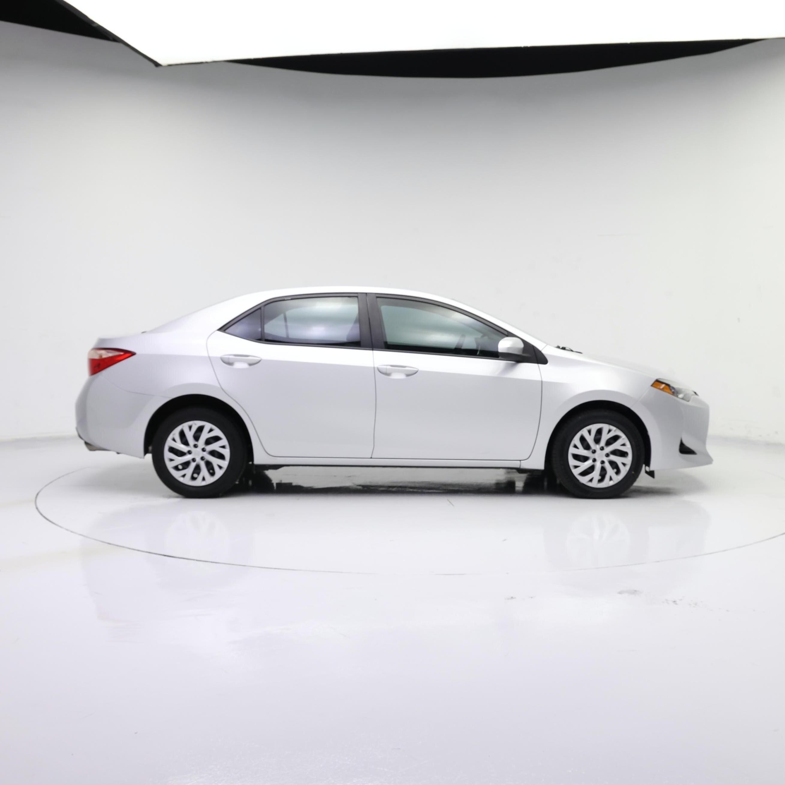 Thumbnail: 2018 Toyota Corolla - 7