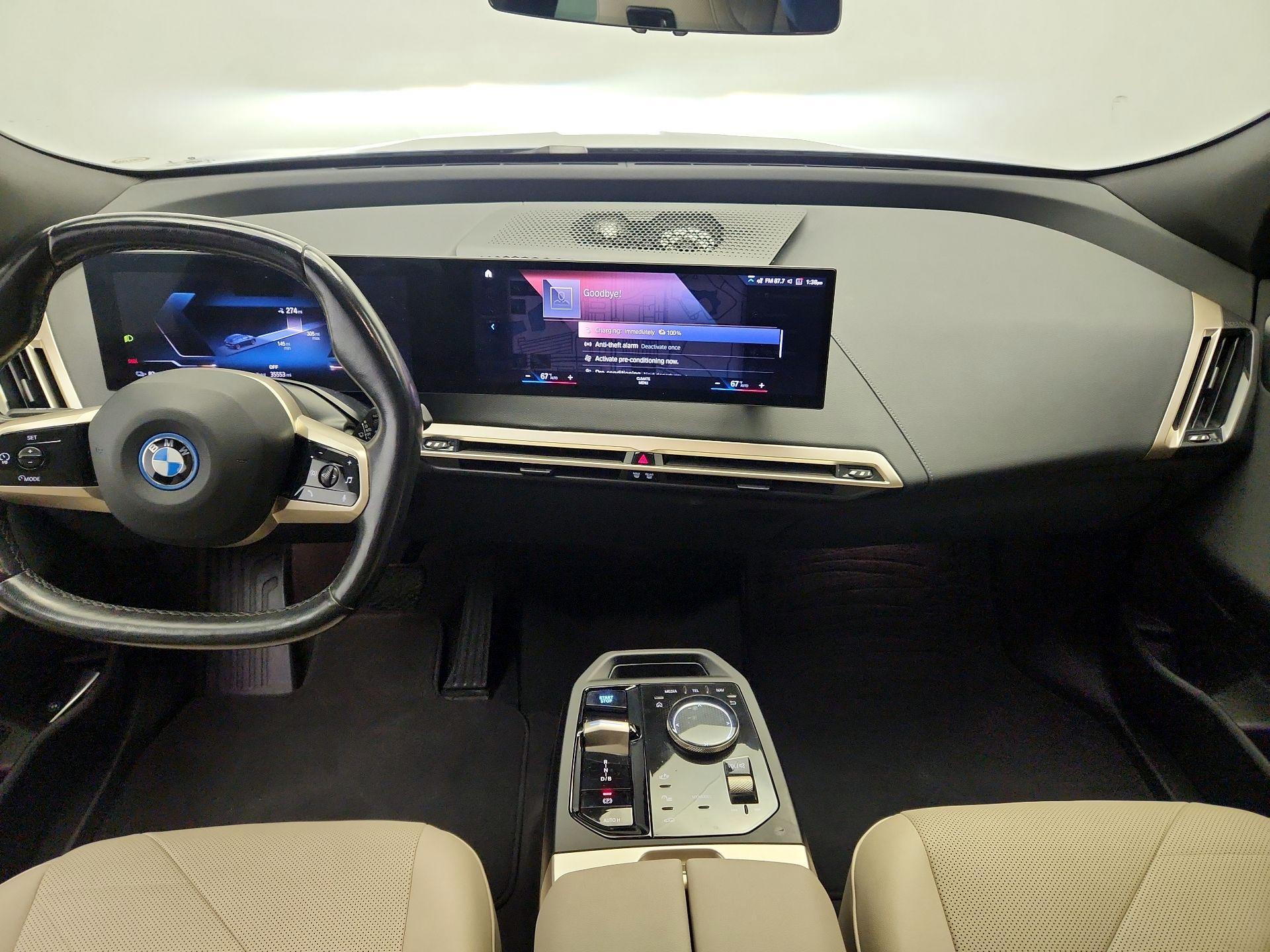 Thumbnail: 2022 BMW iX - 9