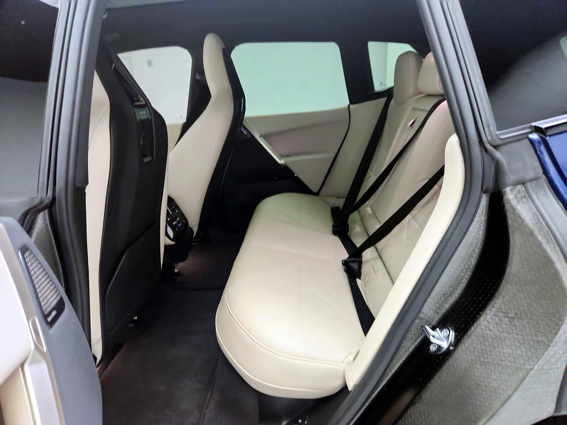 Thumbnail: 2022 BMW iX - 20