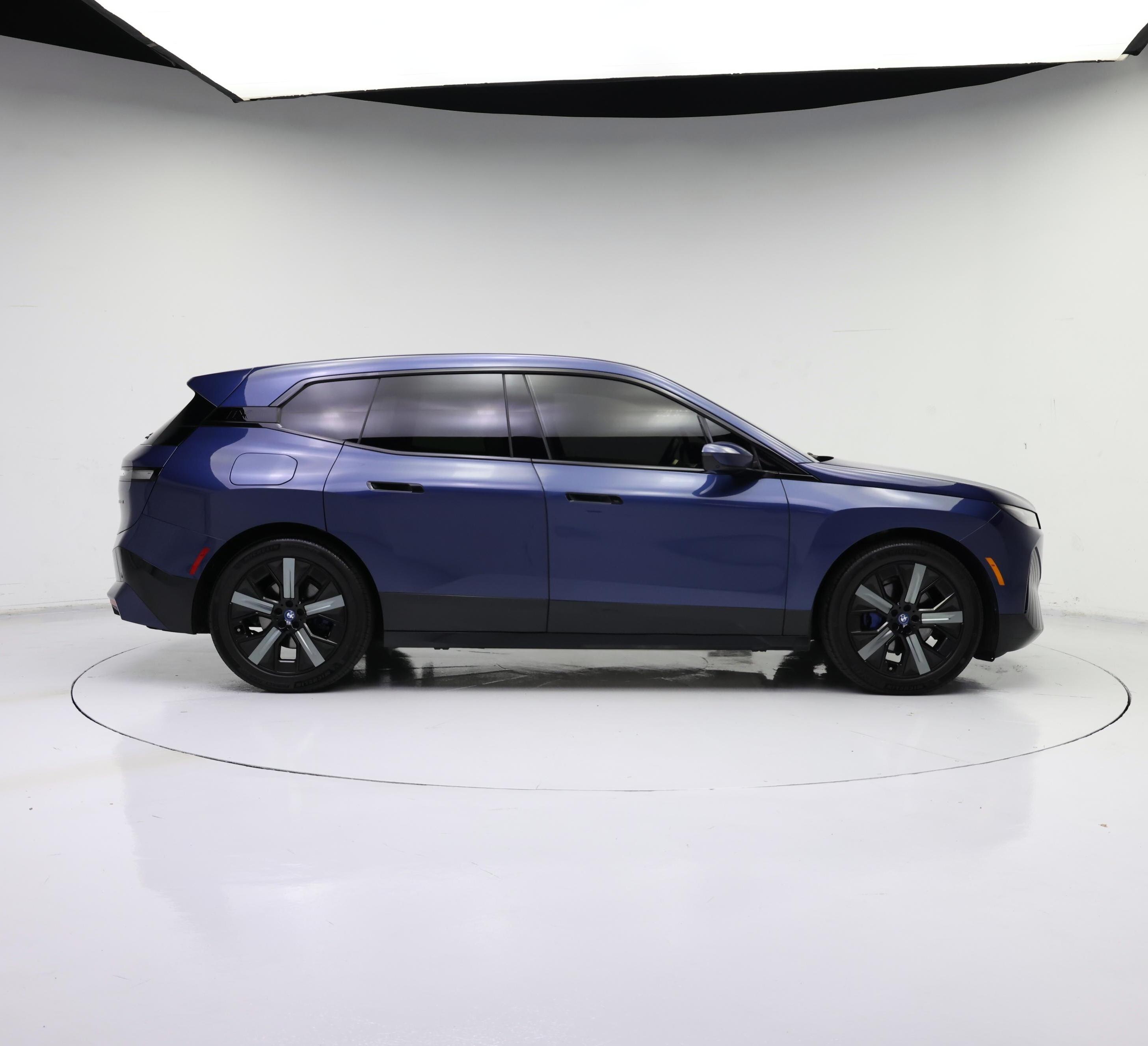 Thumbnail: 2022 BMW iX - 7