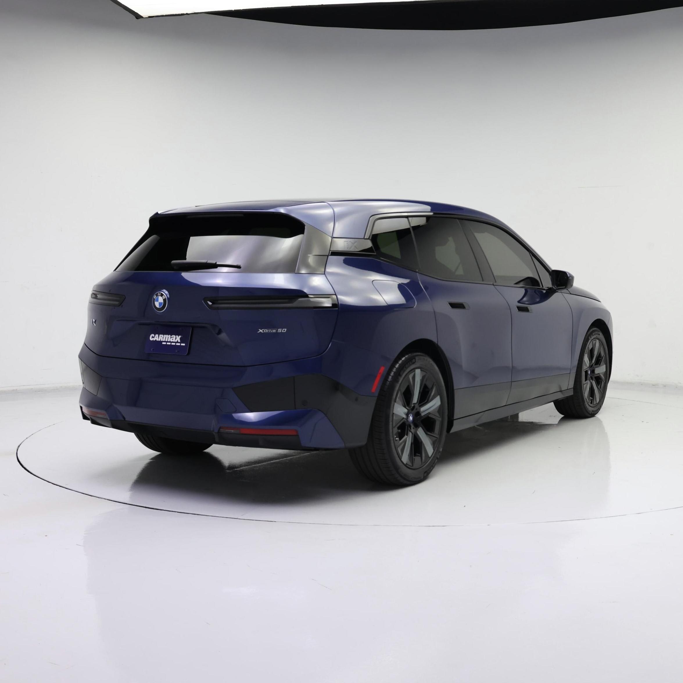 Thumbnail: 2022 BMW iX - 8