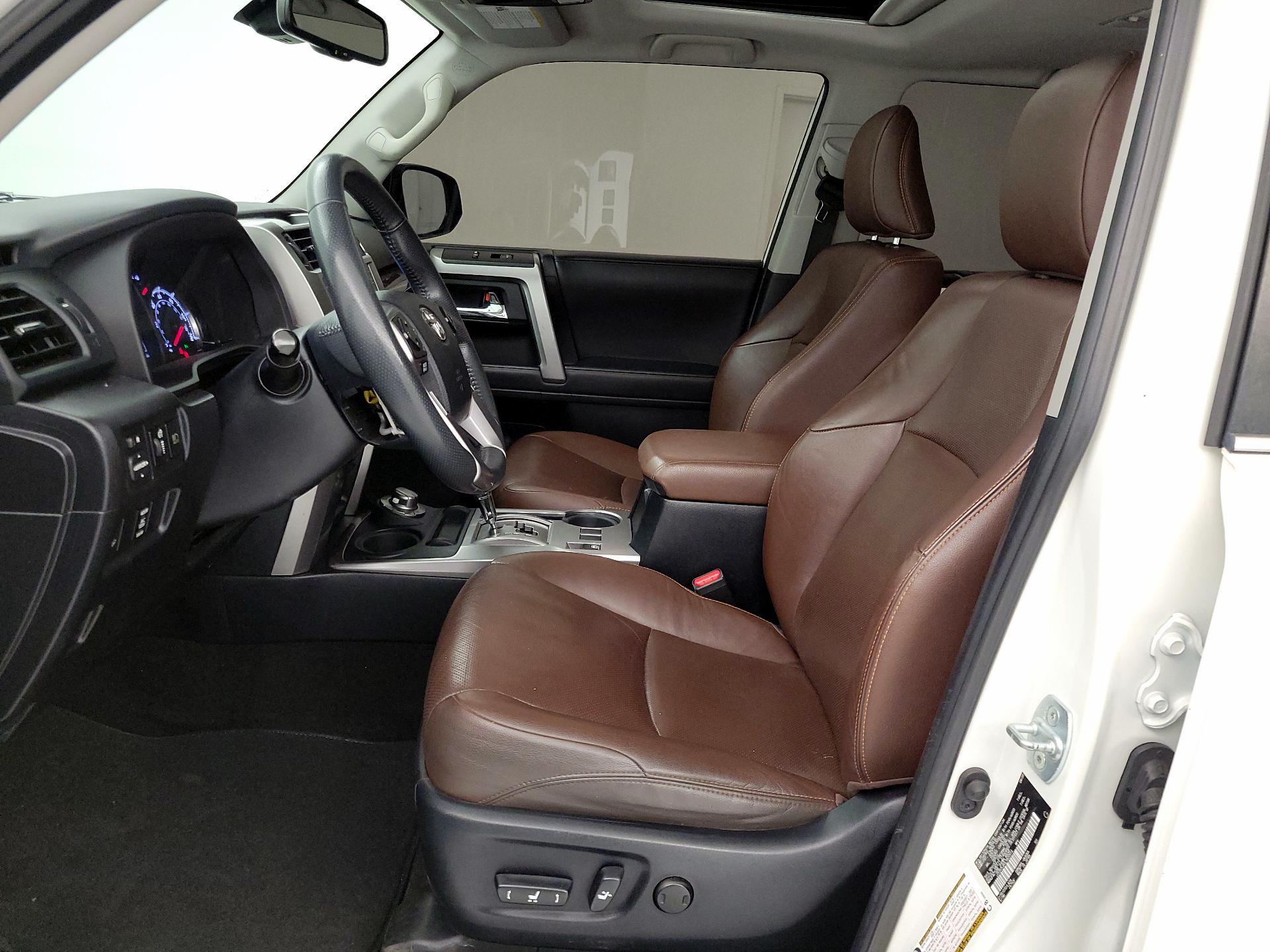 Thumbnail: 2020 Toyota 4Runner - 11