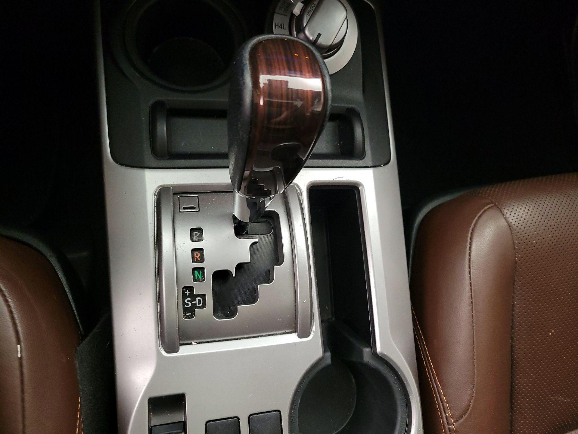 Thumbnail: 2020 Toyota 4Runner - 18