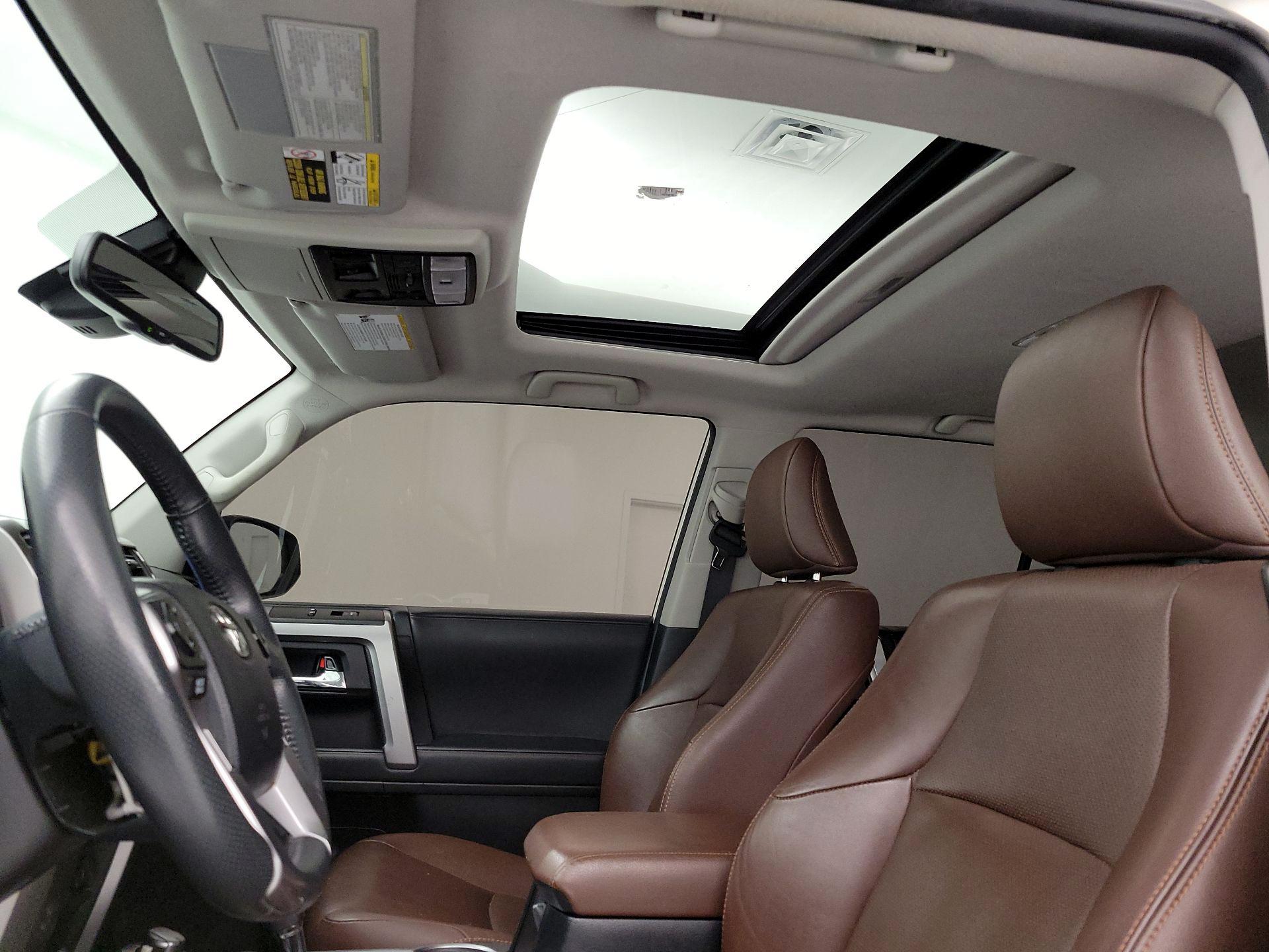 Thumbnail: 2020 Toyota 4Runner - 20