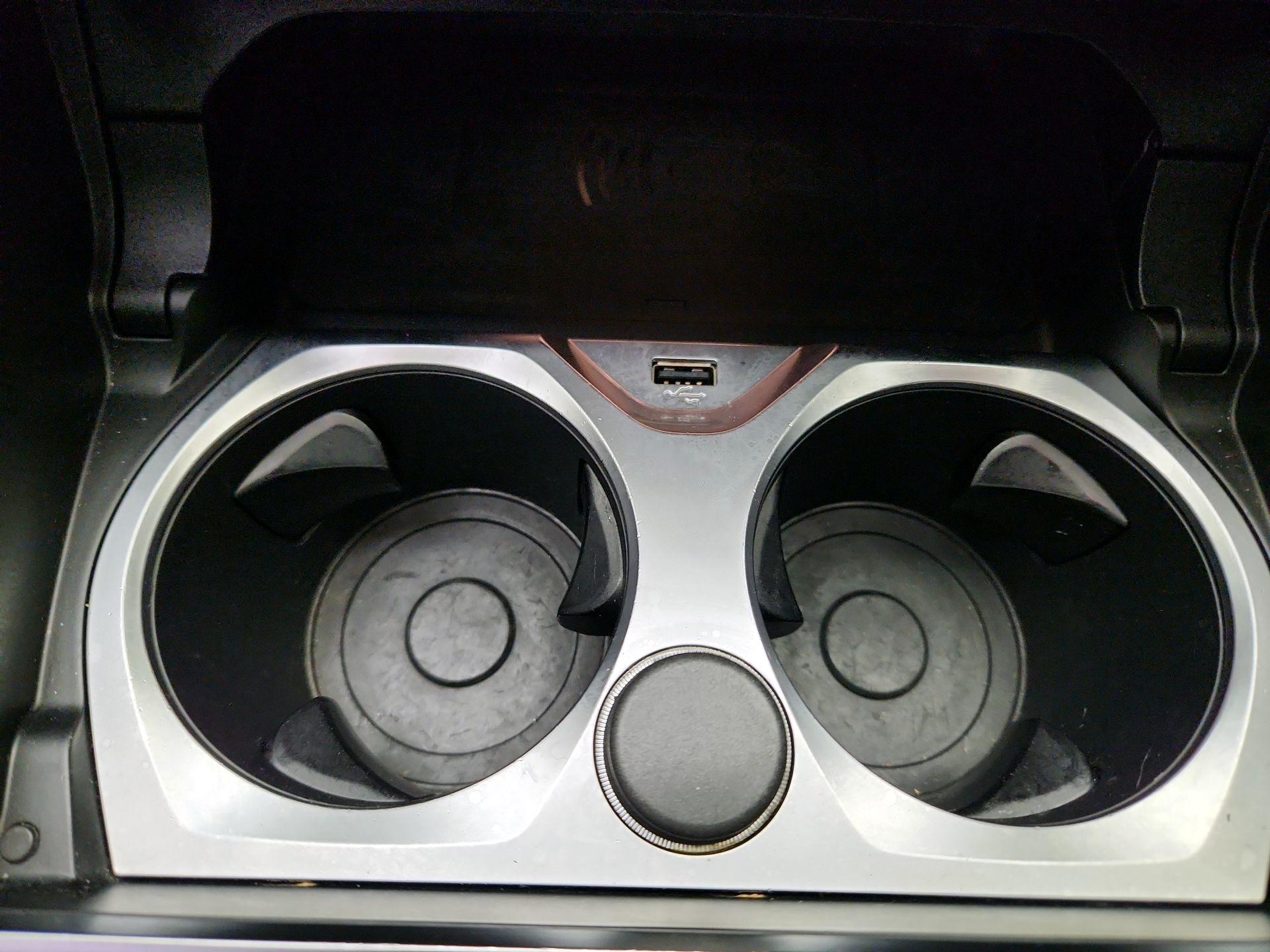 Thumbnail: 2020 BMW 8 Series - 19